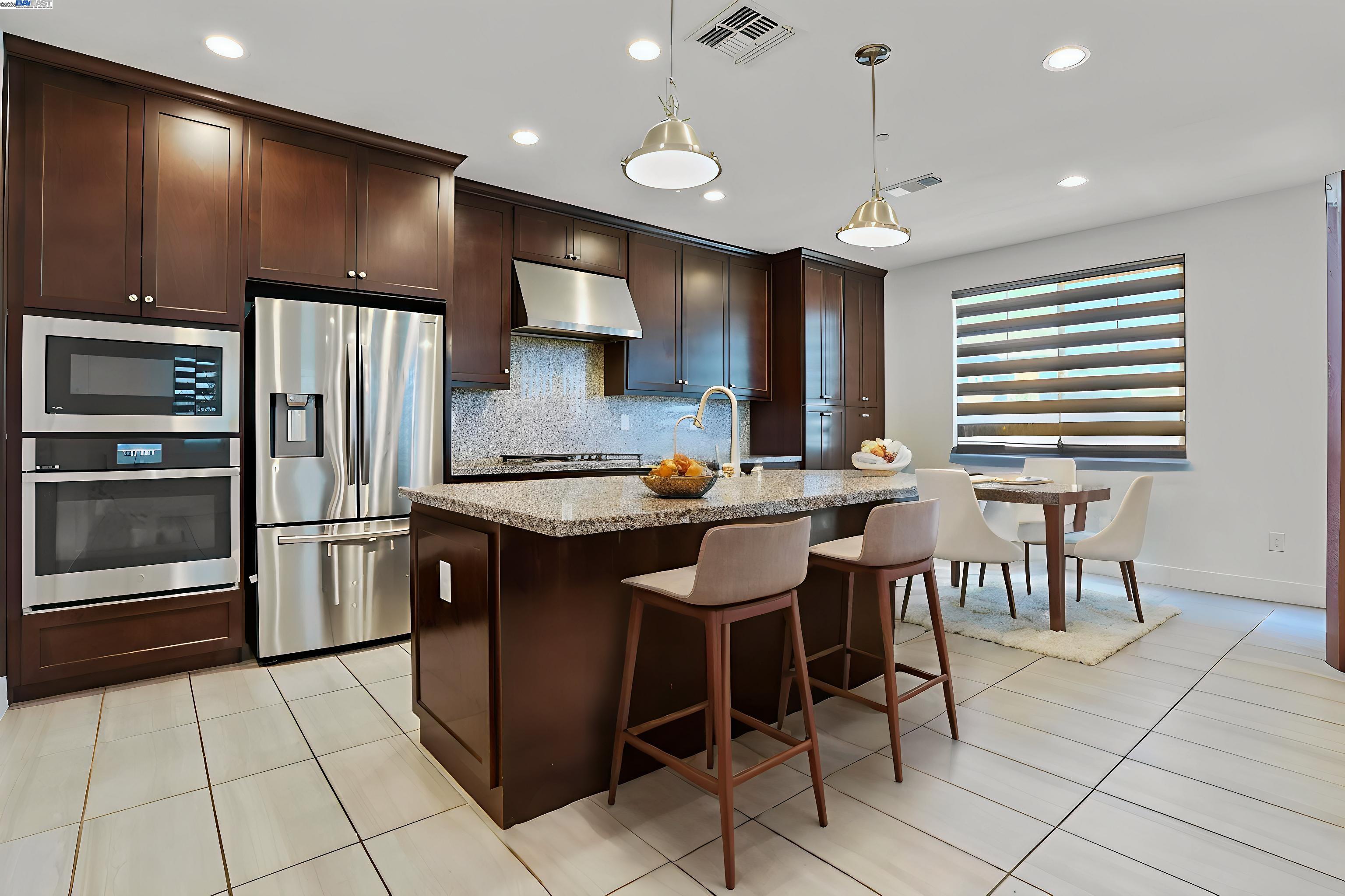 Detail Gallery Image 3 of 53 For 1205 S Ross Ct, Mountain House,  CA 95391 - 3 Beds | 2/1 Baths