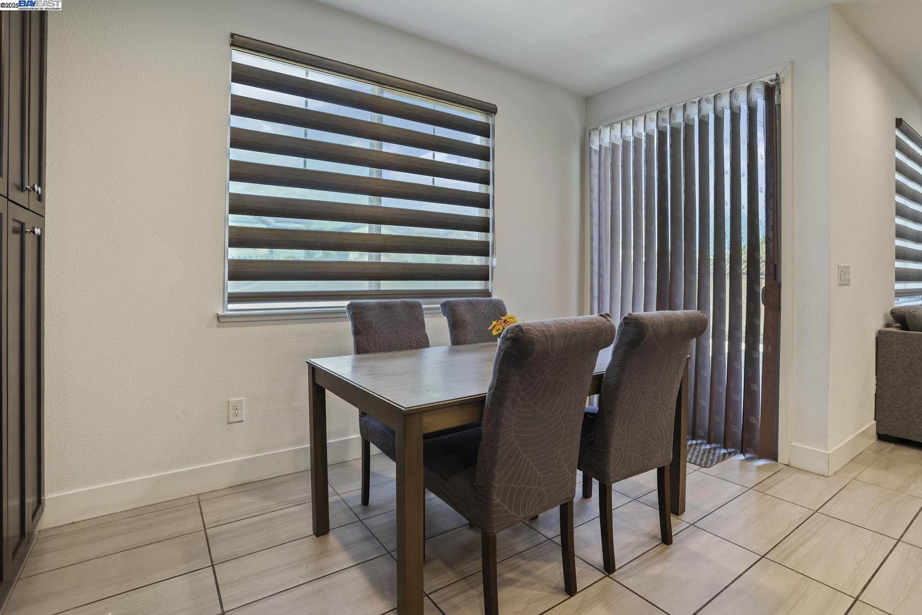 Detail Gallery Image 26 of 53 For 1205 S Ross Ct, Mountain House,  CA 95391 - 3 Beds | 2/1 Baths