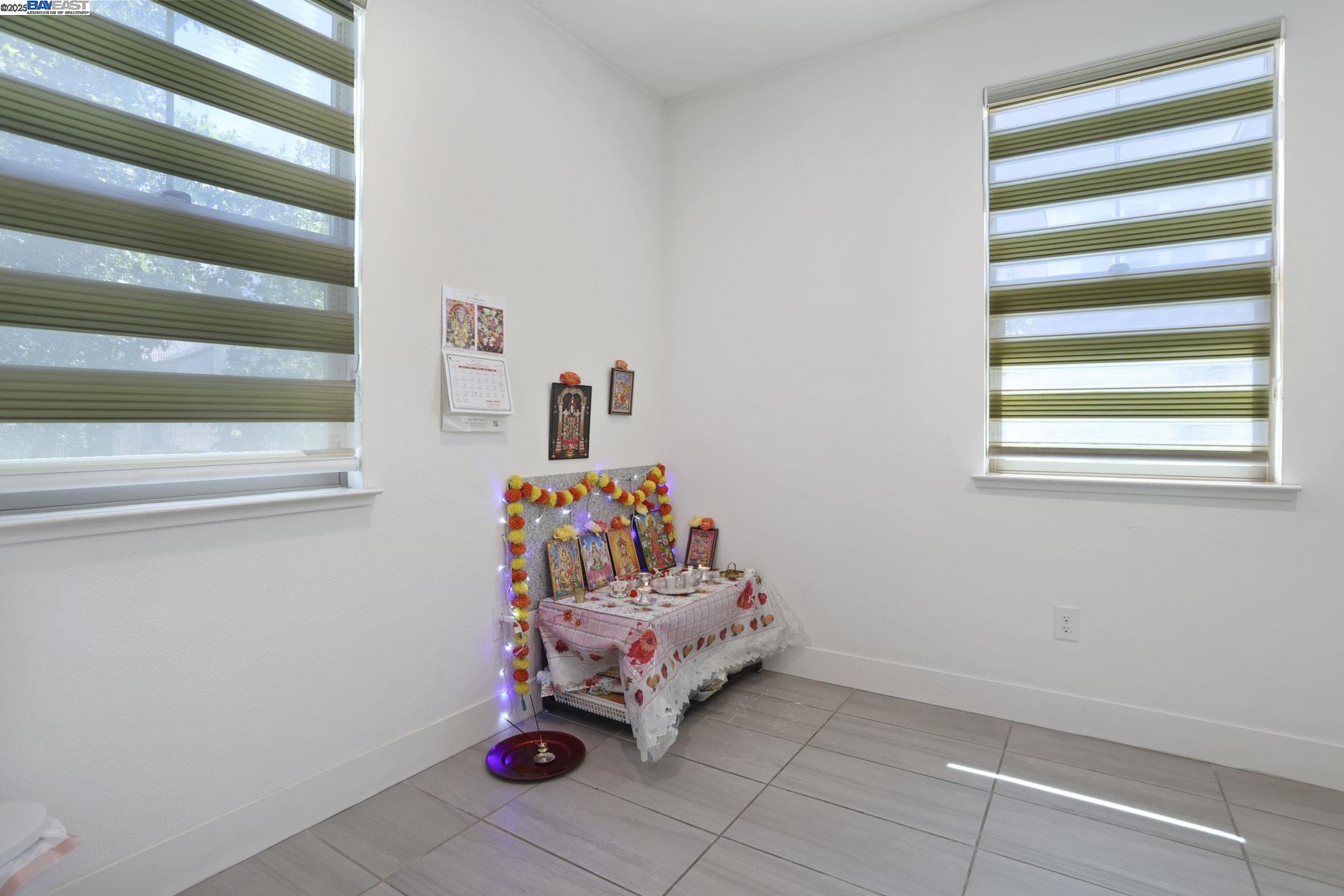 Detail Gallery Image 31 of 53 For 1205 S Ross Ct, Mountain House,  CA 95391 - 3 Beds | 2/1 Baths