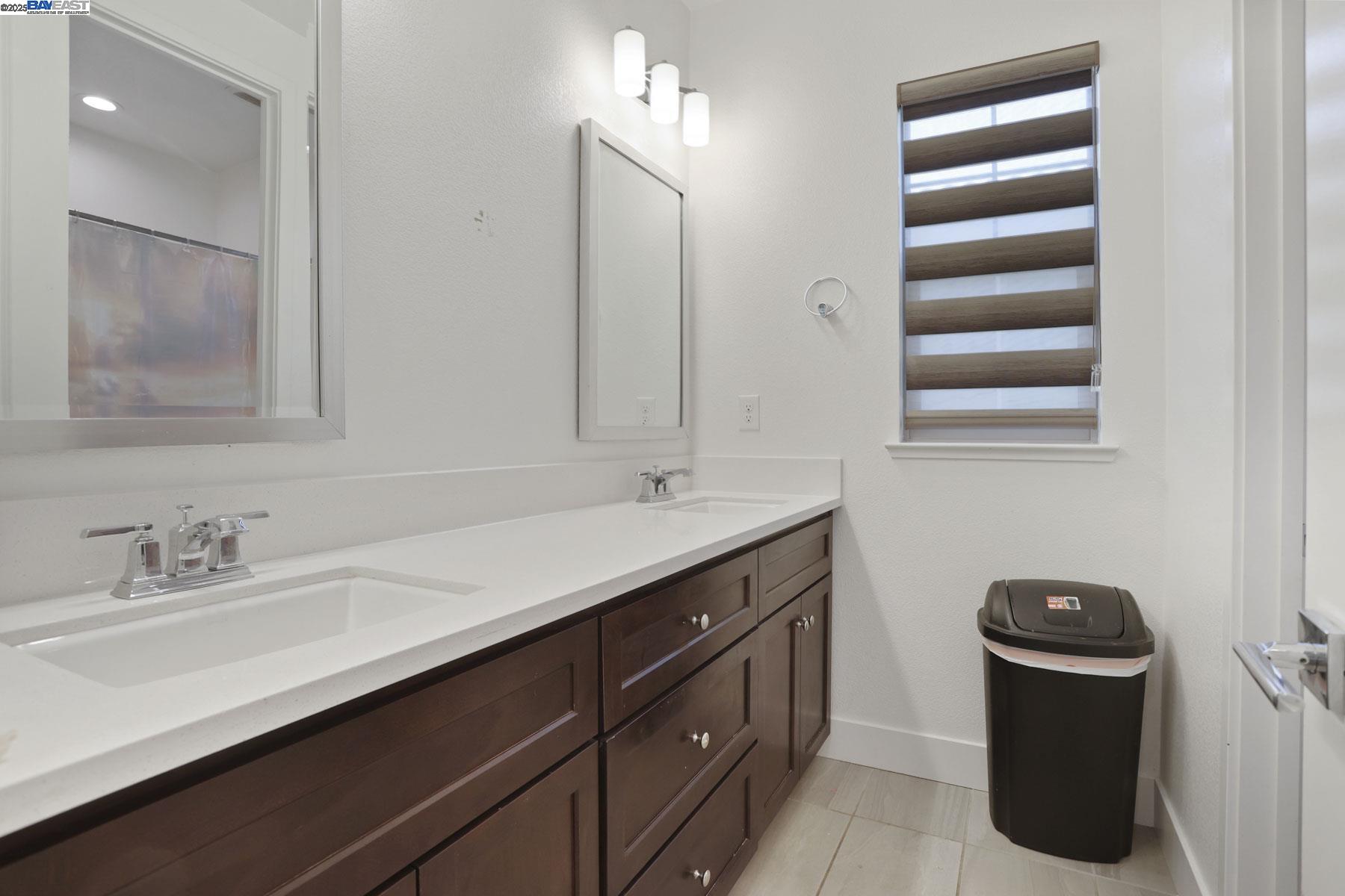 Detail Gallery Image 36 of 53 For 1205 S Ross Ct, Mountain House,  CA 95391 - 3 Beds | 2/1 Baths