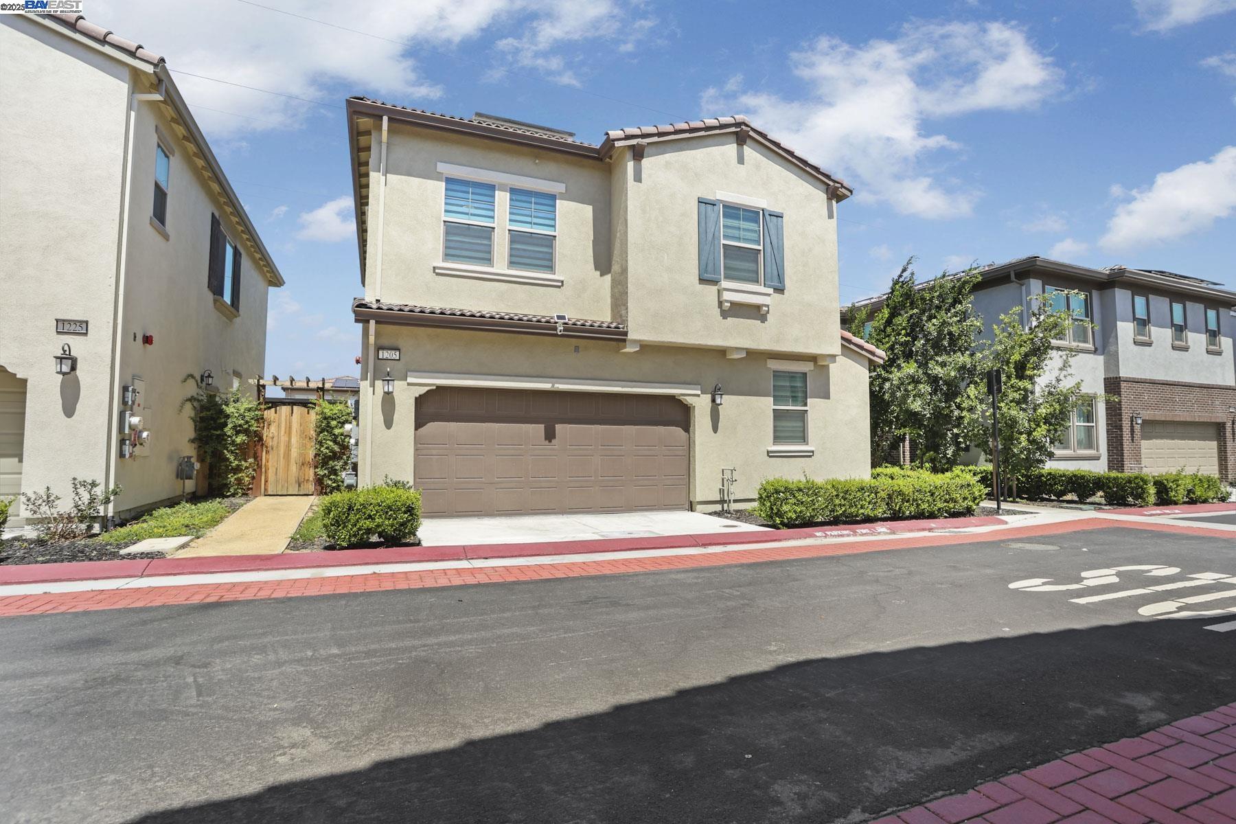 Detail Gallery Image 10 of 53 For 1205 S Ross Ct, Mountain House,  CA 95391 - 3 Beds | 2/1 Baths