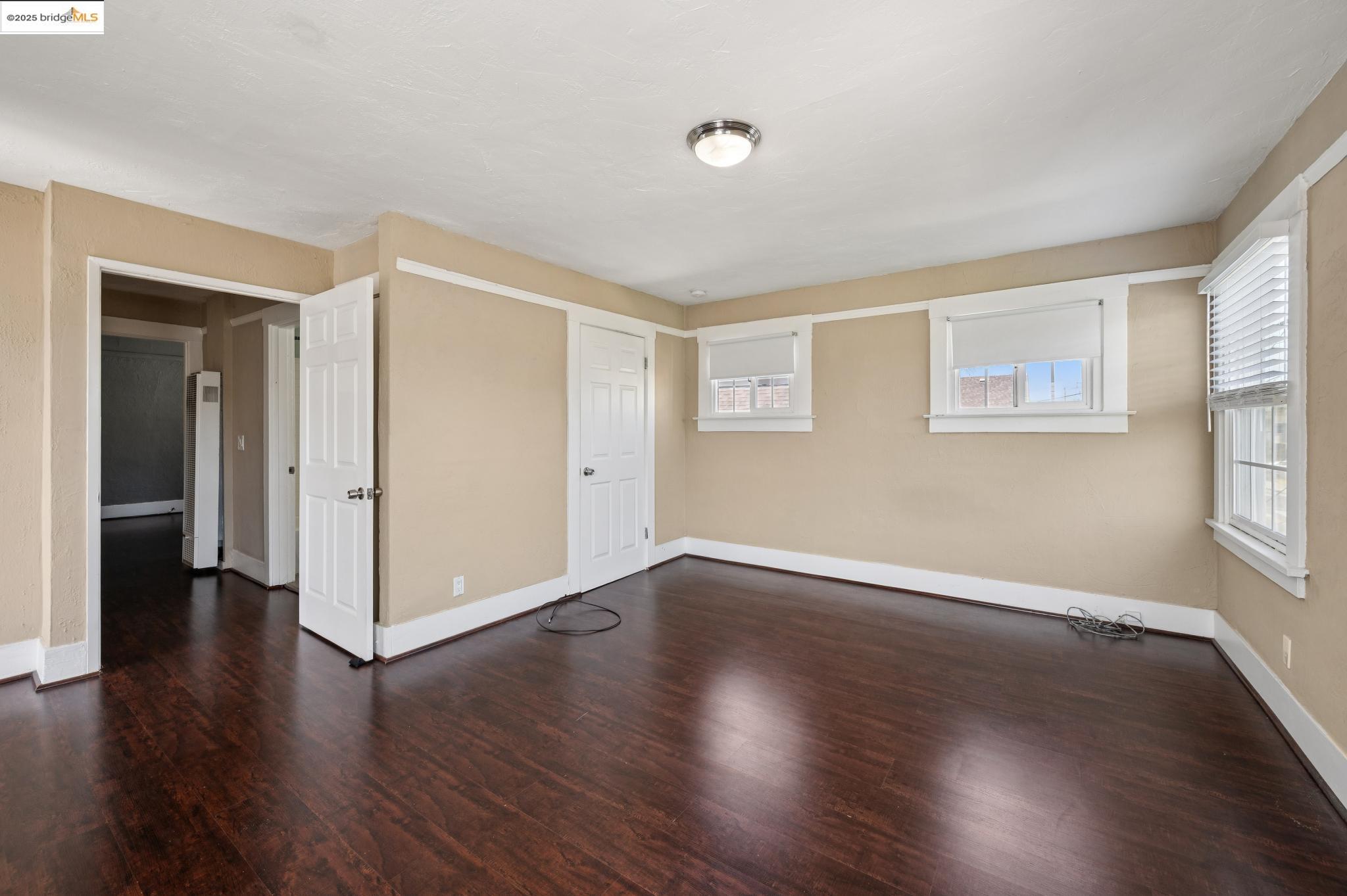 Detail Gallery Image 23 of 60 For 1063 32nd St, Oakland,  CA 94608 - 4 Beds | 3 Baths