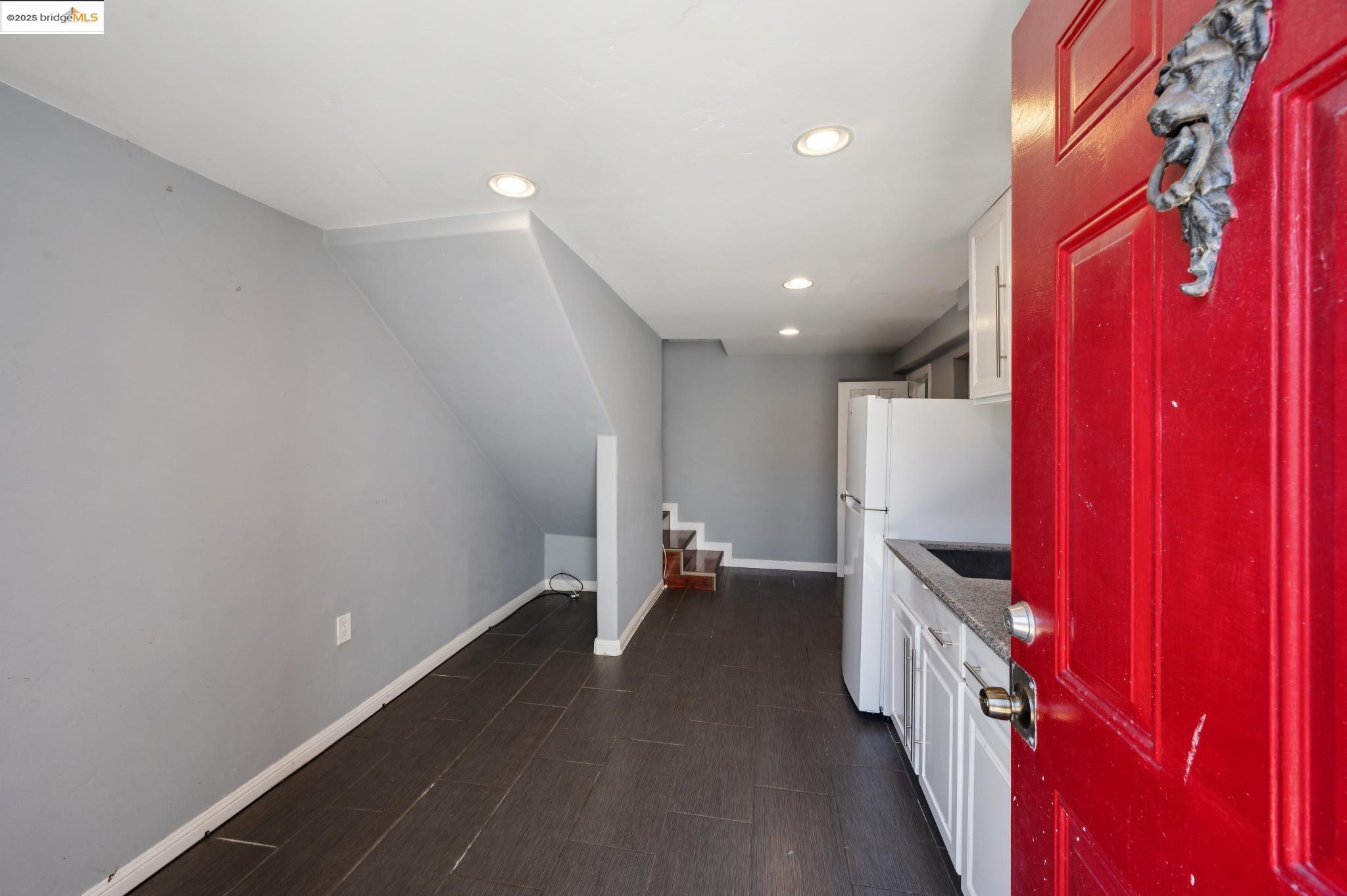 Detail Gallery Image 40 of 60 For 1063 32nd St, Oakland,  CA 94608 - 4 Beds | 3 Baths