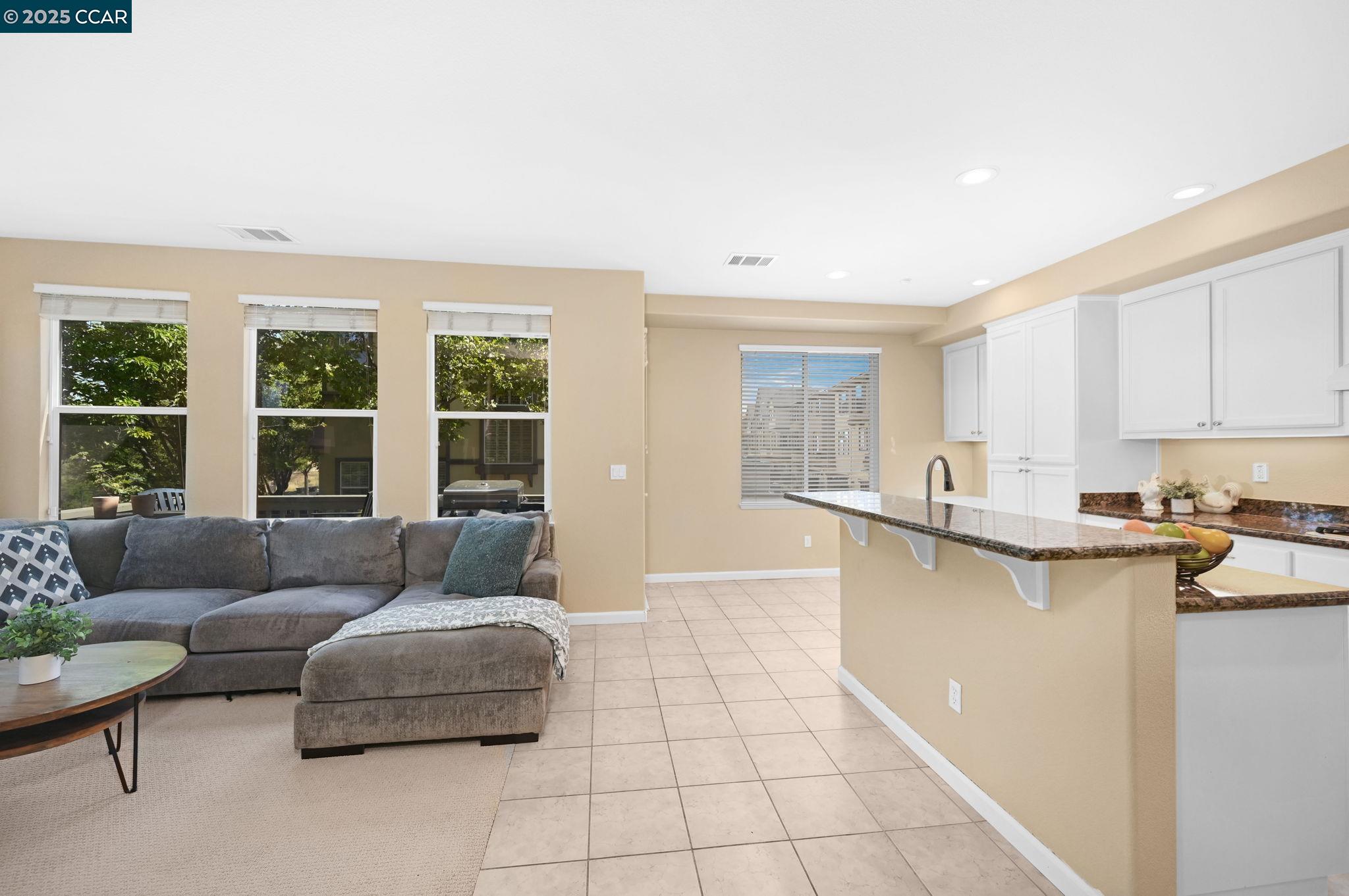 Detail Gallery Image 14 of 34 For 12004 Harcourt Wy, San Ramon,  CA 94582 - 4 Beds | 3 Baths