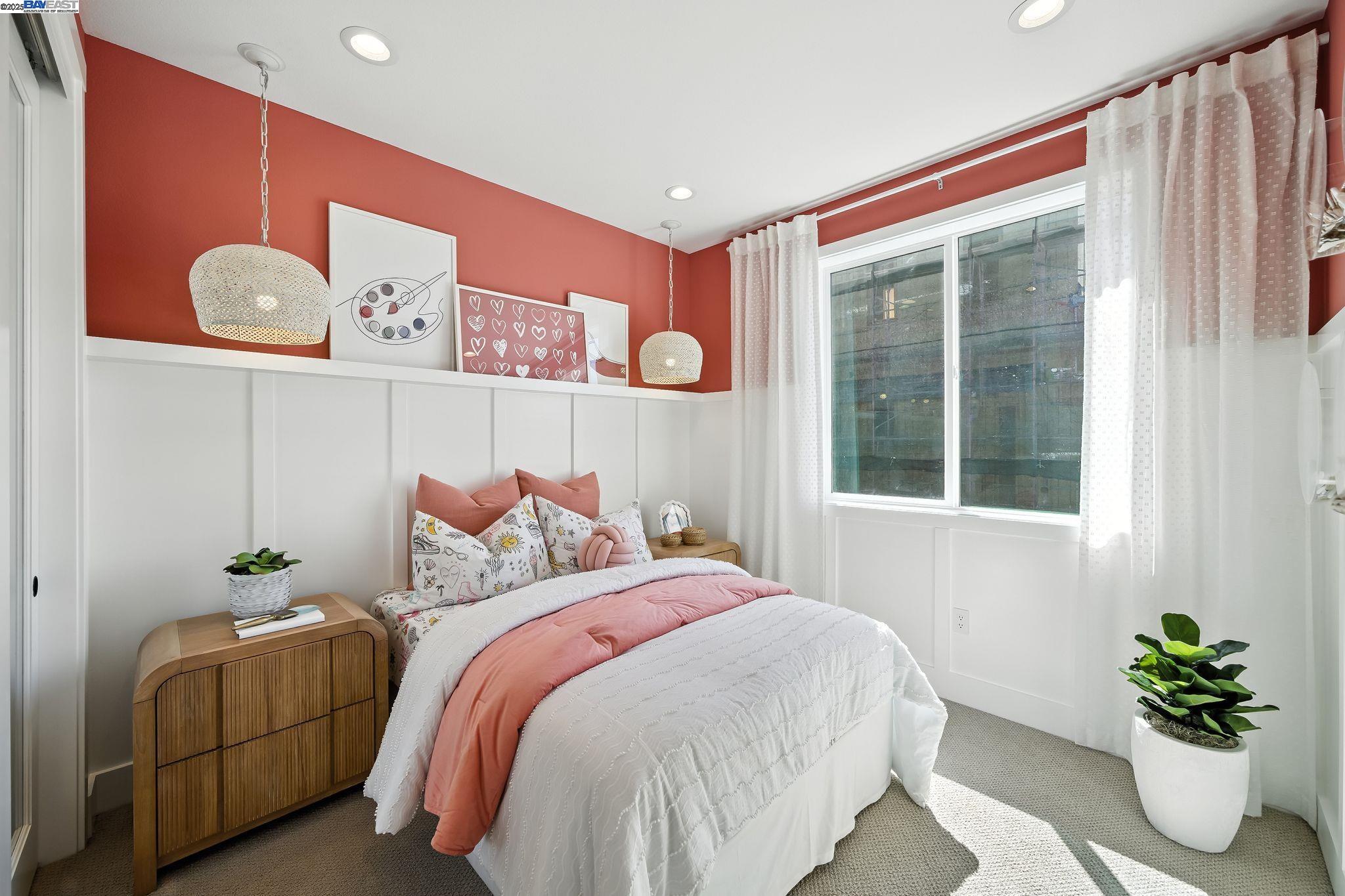 Detail Gallery Image 29 of 35 For 1670 Larkspur Street, Alameda,  CA 94501 - 2 Beds | 3 Baths
