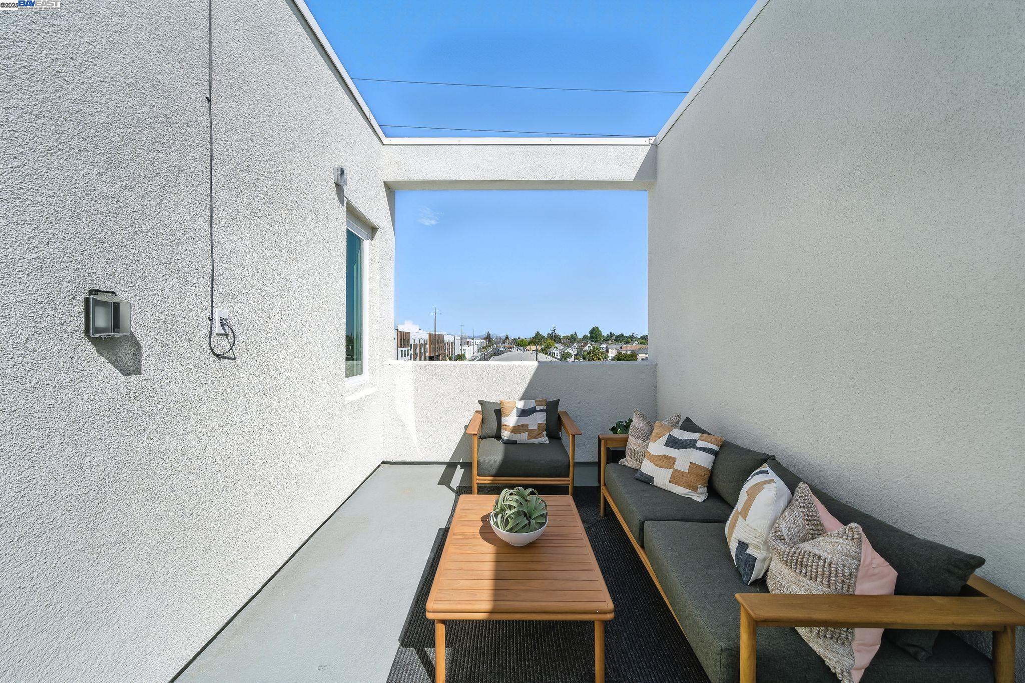 Detail Gallery Image 35 of 35 For 1670 Larkspur Street, Alameda,  CA 94501 - 2 Beds | 3 Baths