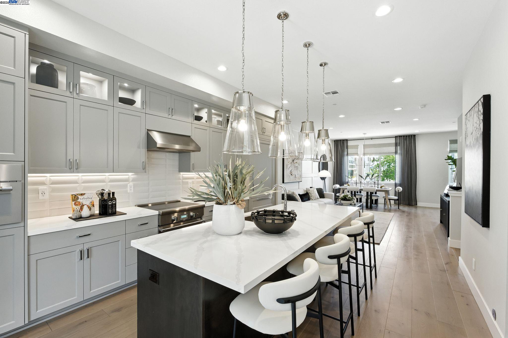 Photo #8: 41102814 Listing: Photo #8