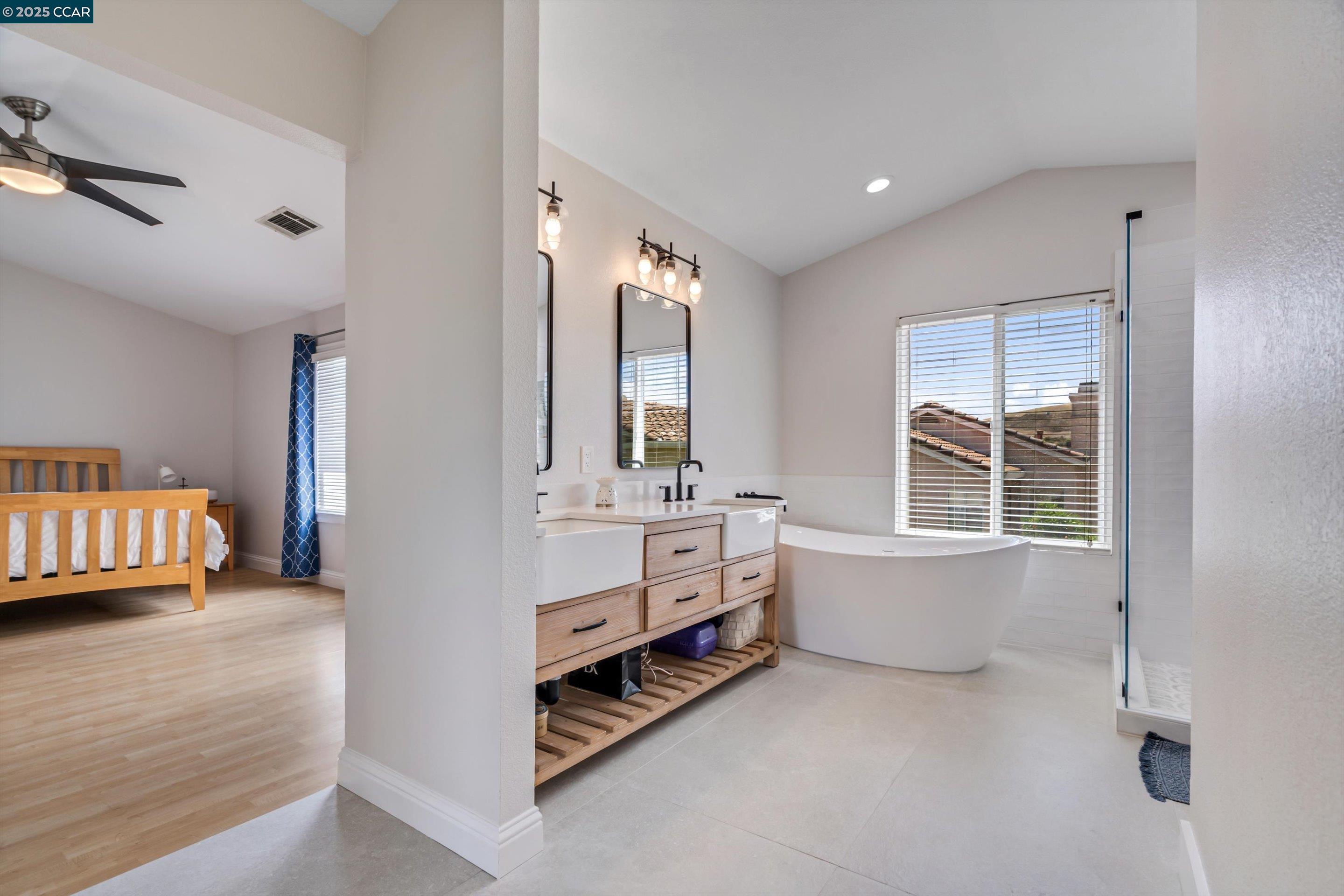 Detail Gallery Image 23 of 33 For 2057 Rapallo Way, Bay Point,  CA 94565 - 4 Beds | 3 Baths