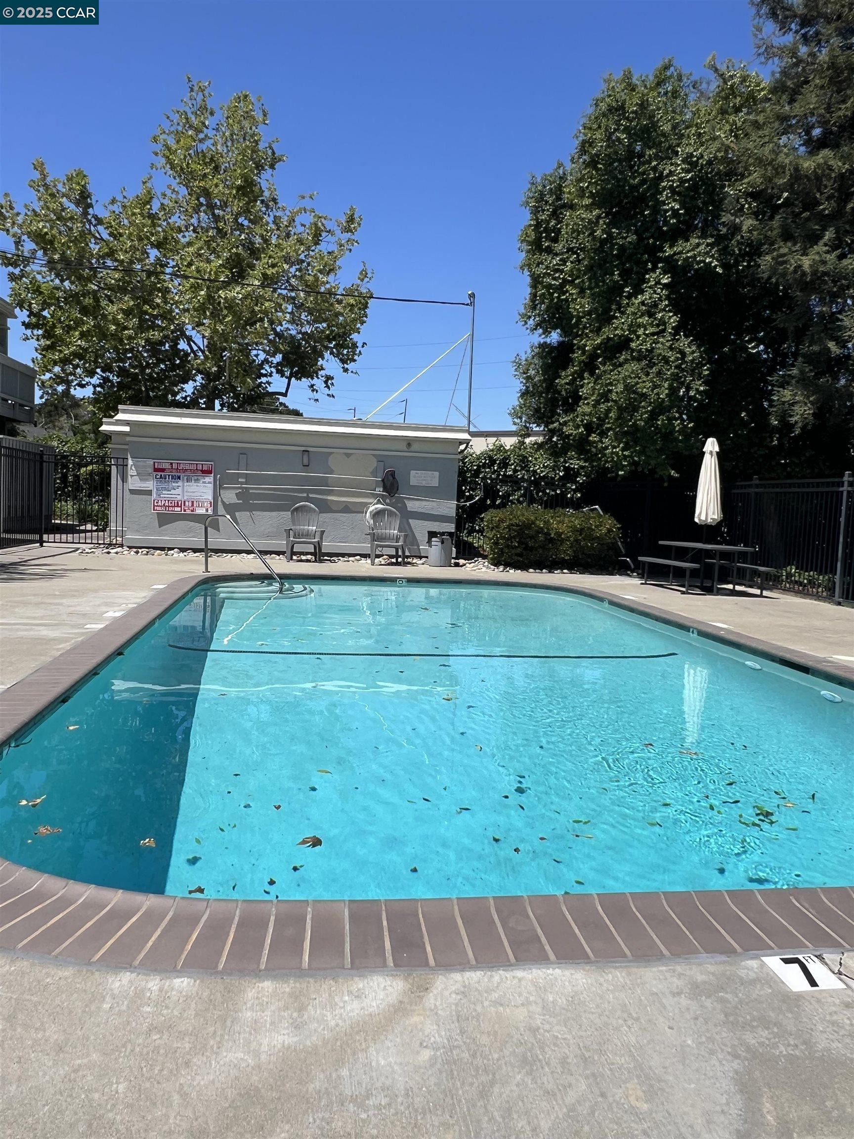 Detail Gallery Image 16 of 21 For 951 Bancroft Rd #212,  Concord,  CA 94518 - 1 Beds | 1 Baths