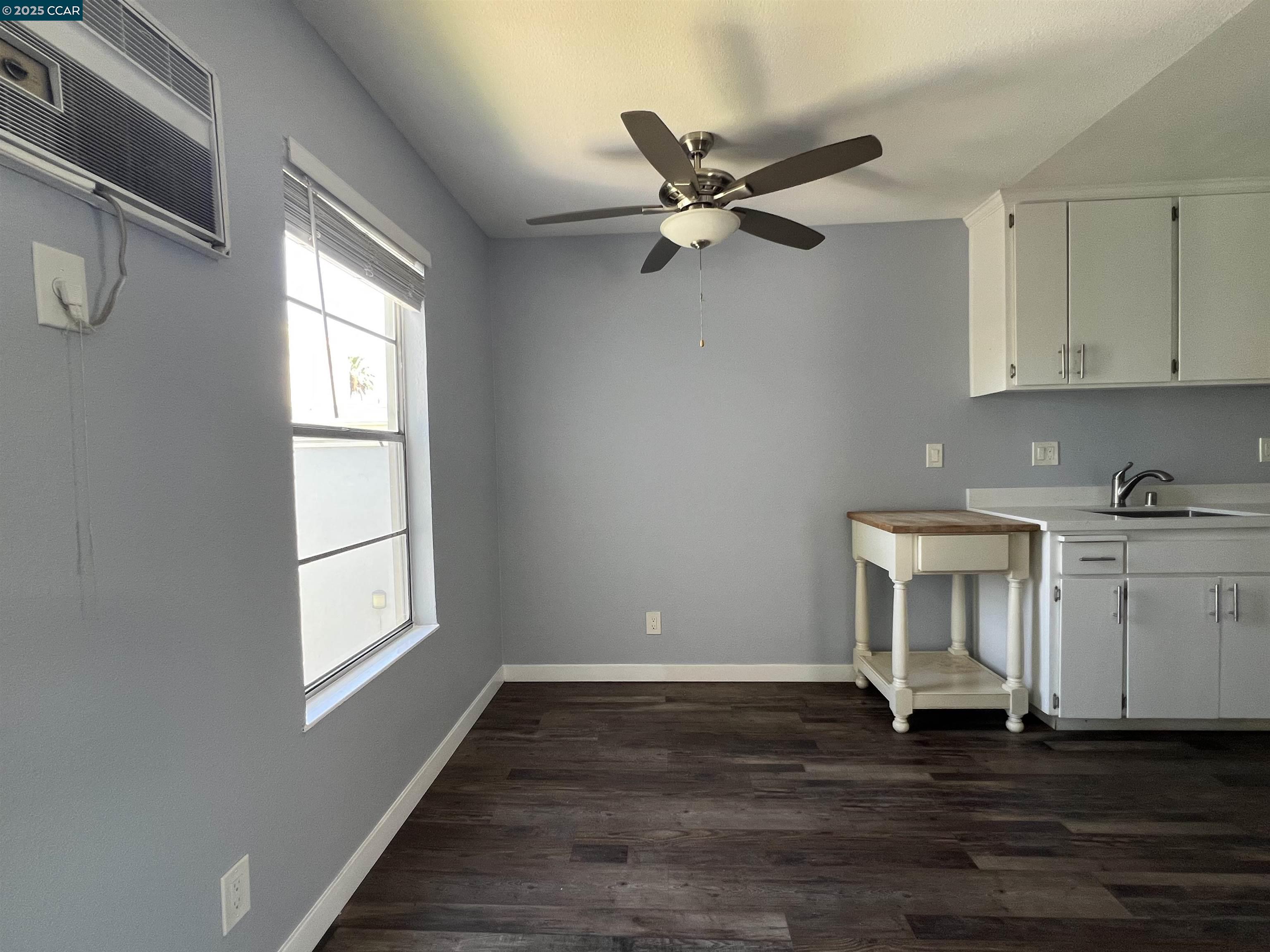 Detail Gallery Image 7 of 21 For 951 Bancroft Rd #212,  Concord,  CA 94518 - 1 Beds | 1 Baths