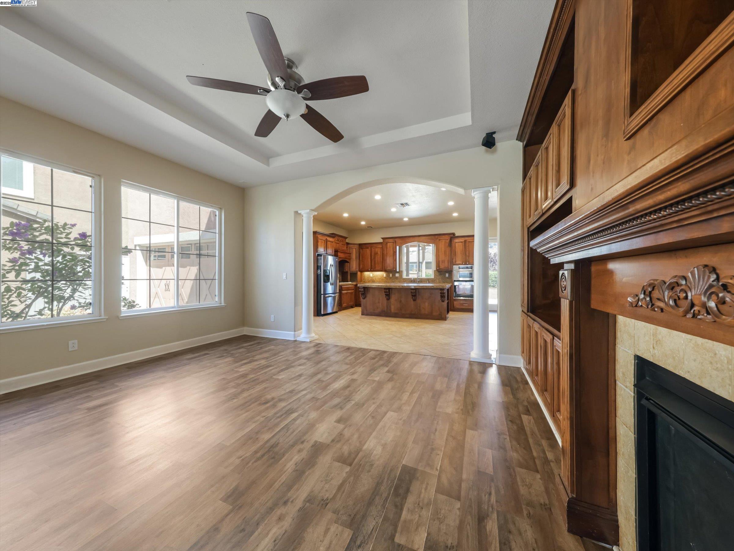 Detail Gallery Image 11 of 54 For 9216 Hallmark Pl, Vallejo,  CA 94591 - 5 Beds | 5 Baths