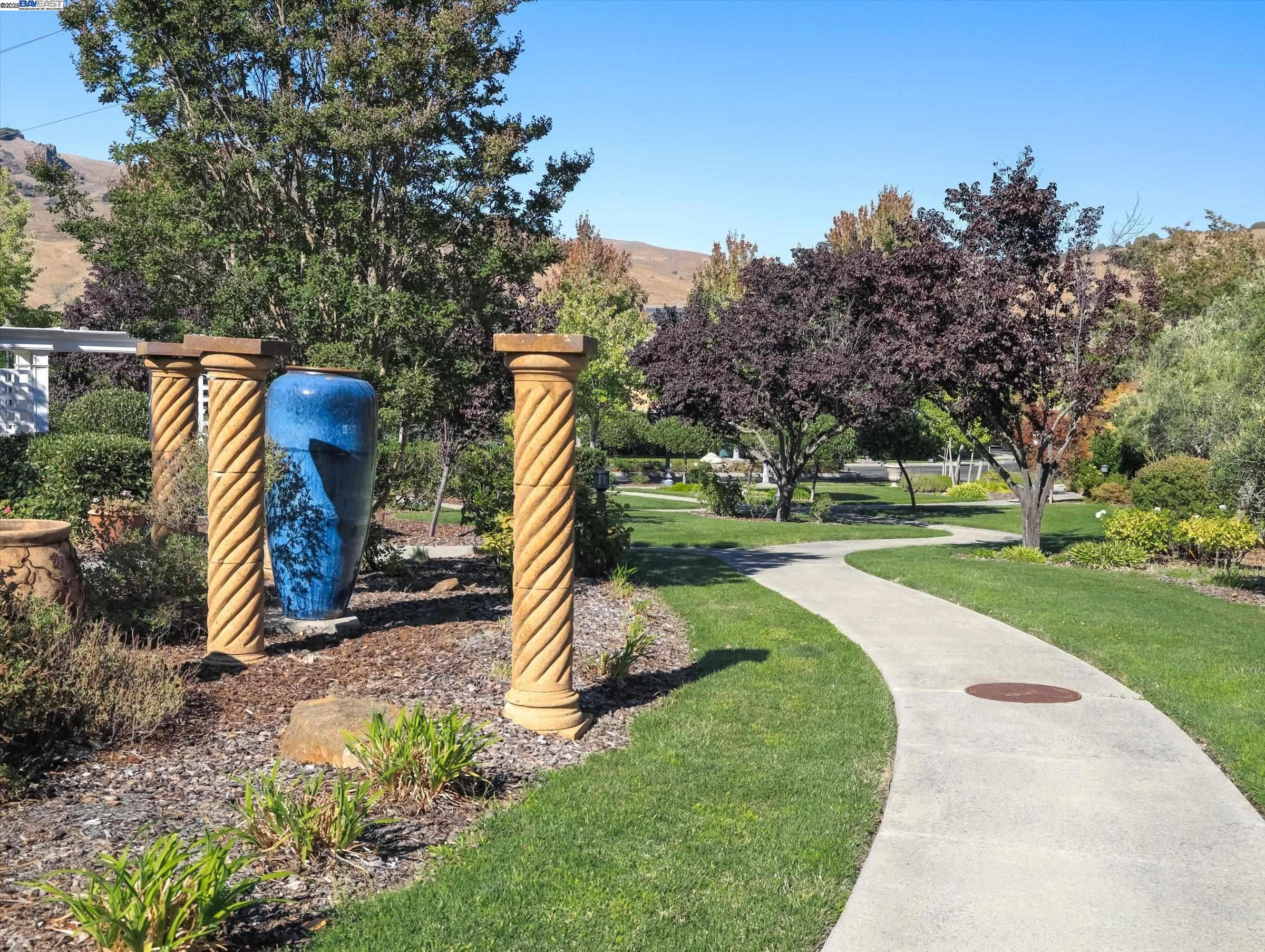 Detail Gallery Image 49 of 54 For 9216 Hallmark Pl, Vallejo,  CA 94591 - 5 Beds | 5 Baths