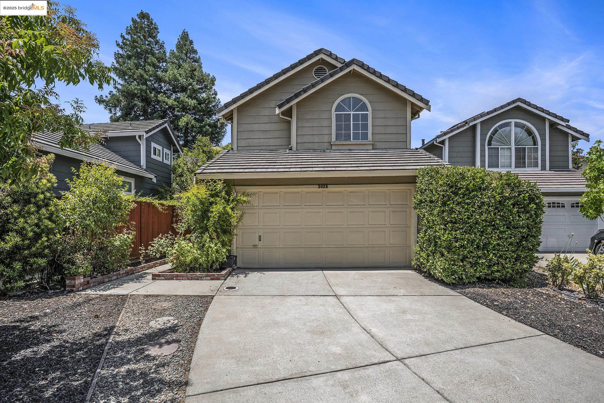 Detail Gallery Image 2 of 19 For 3025 Badger Dr, Pleasanton,  CA 94566 - 3 Beds | 2/1 Baths