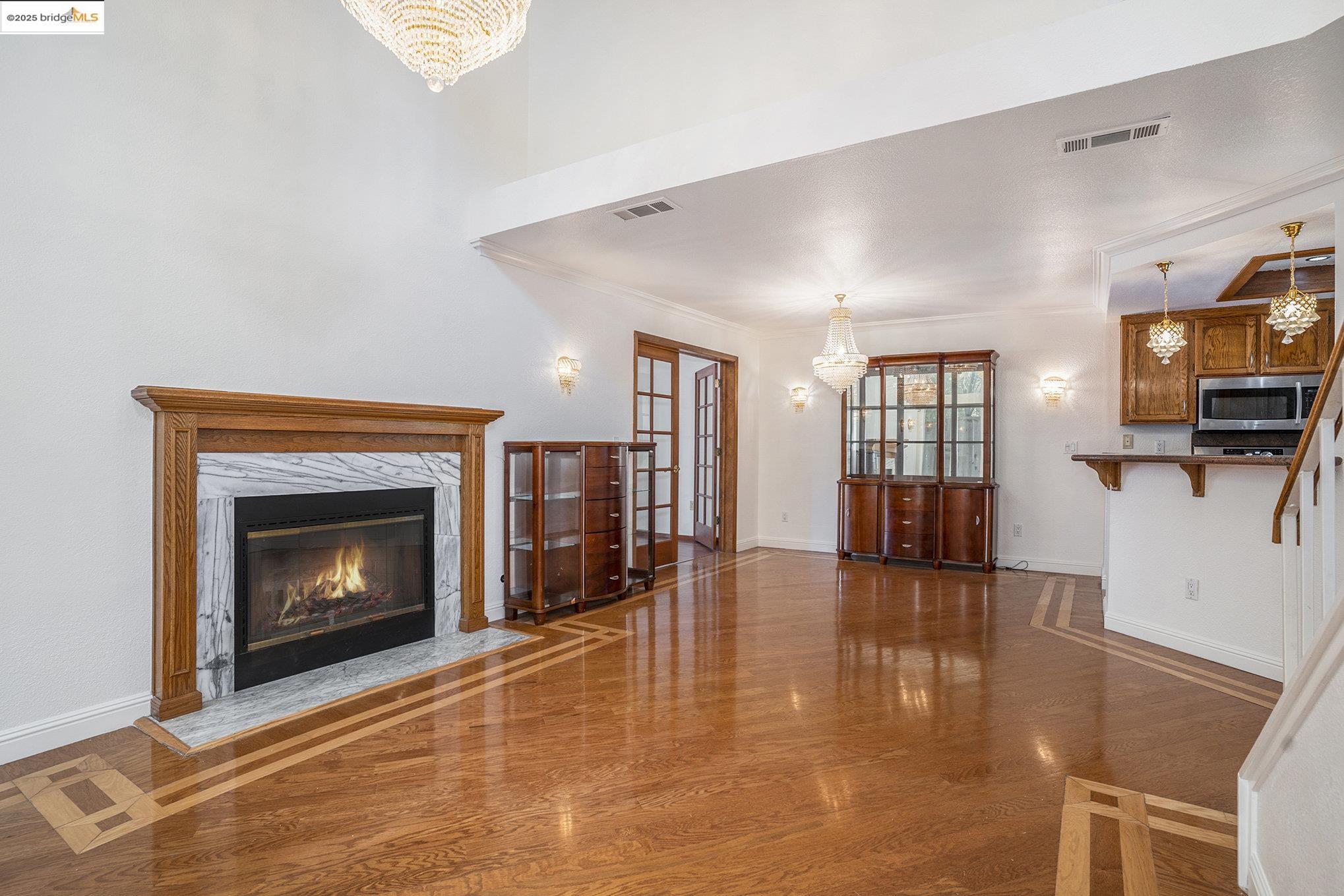 Detail Gallery Image 3 of 19 For 3025 Badger Dr, Pleasanton,  CA 94566 - 3 Beds | 2/1 Baths
