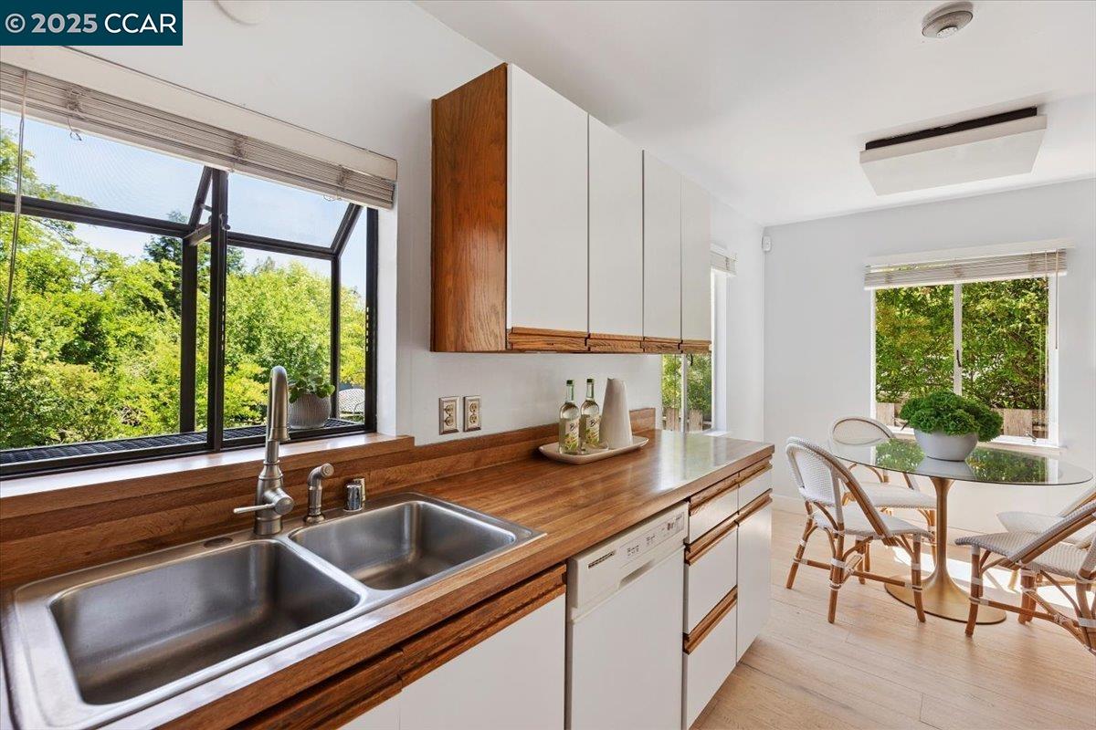 Detail Gallery Image 26 of 50 For 32 California Ave, Orinda,  CA 94563 - 3 Beds | 1/1 Baths