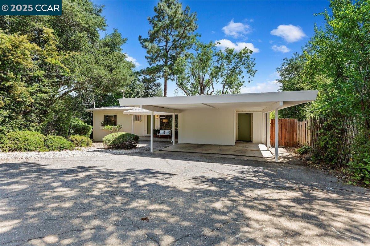Detail Gallery Image 5 of 50 For 32 California Ave, Orinda,  CA 94563 - 3 Beds | 1/1 Baths