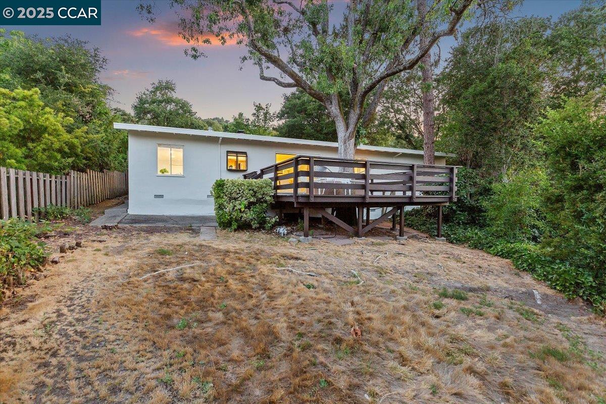 Detail Gallery Image 45 of 50 For 32 California Ave, Orinda,  CA 94563 - 3 Beds | 1/1 Baths
