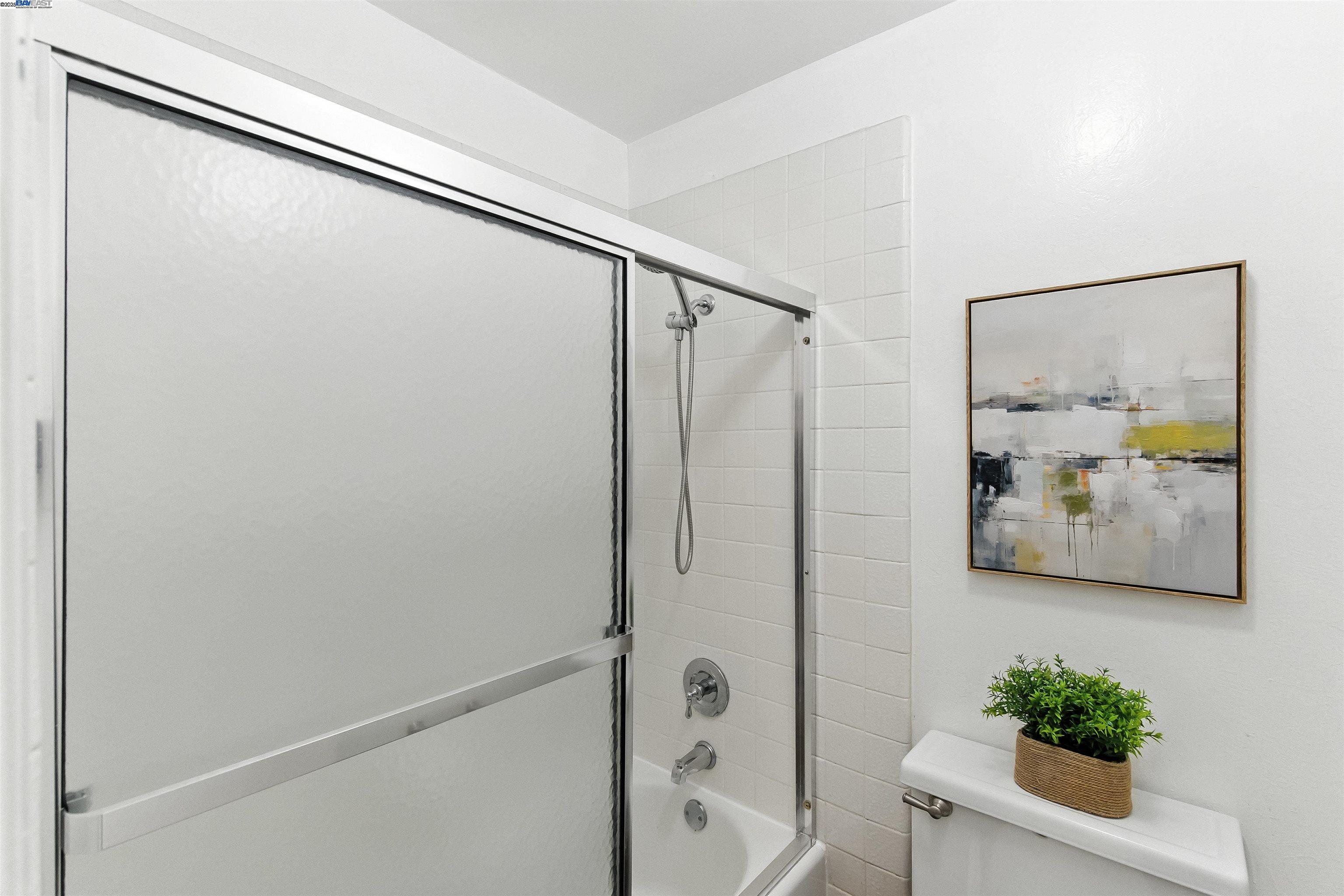 Photo #18: 41102835 Listing: Photo #18