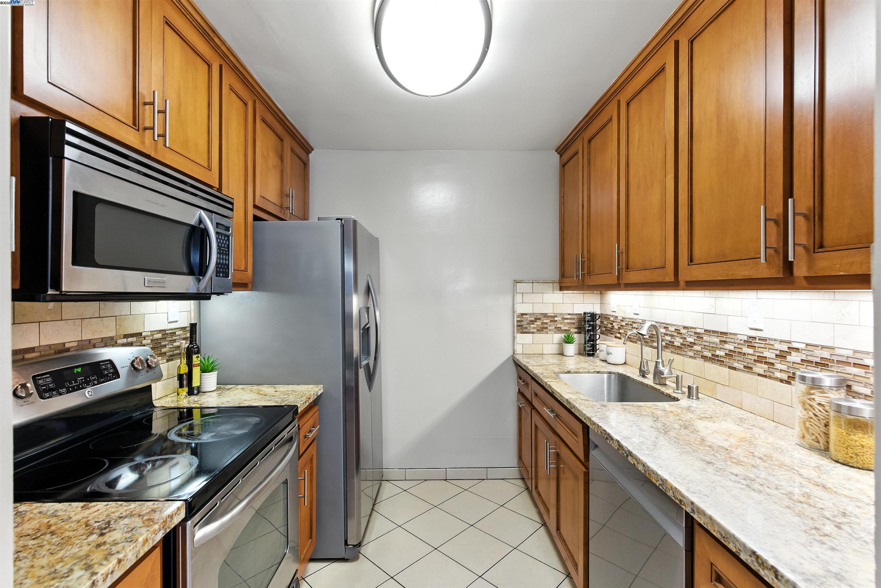 Photo #6: 41102835 Listing 