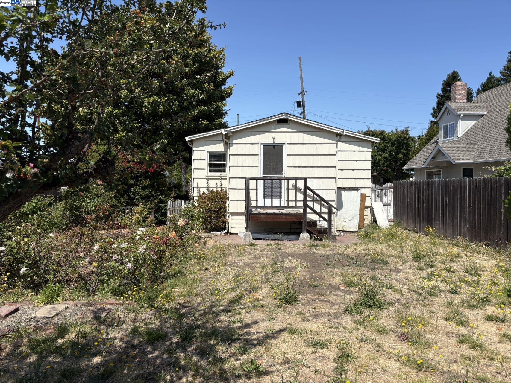 Detail Gallery Image 17 of 20 For 494 Lewis Ave, San Leandro,  CA 94577 - 3 Beds | 2 Baths