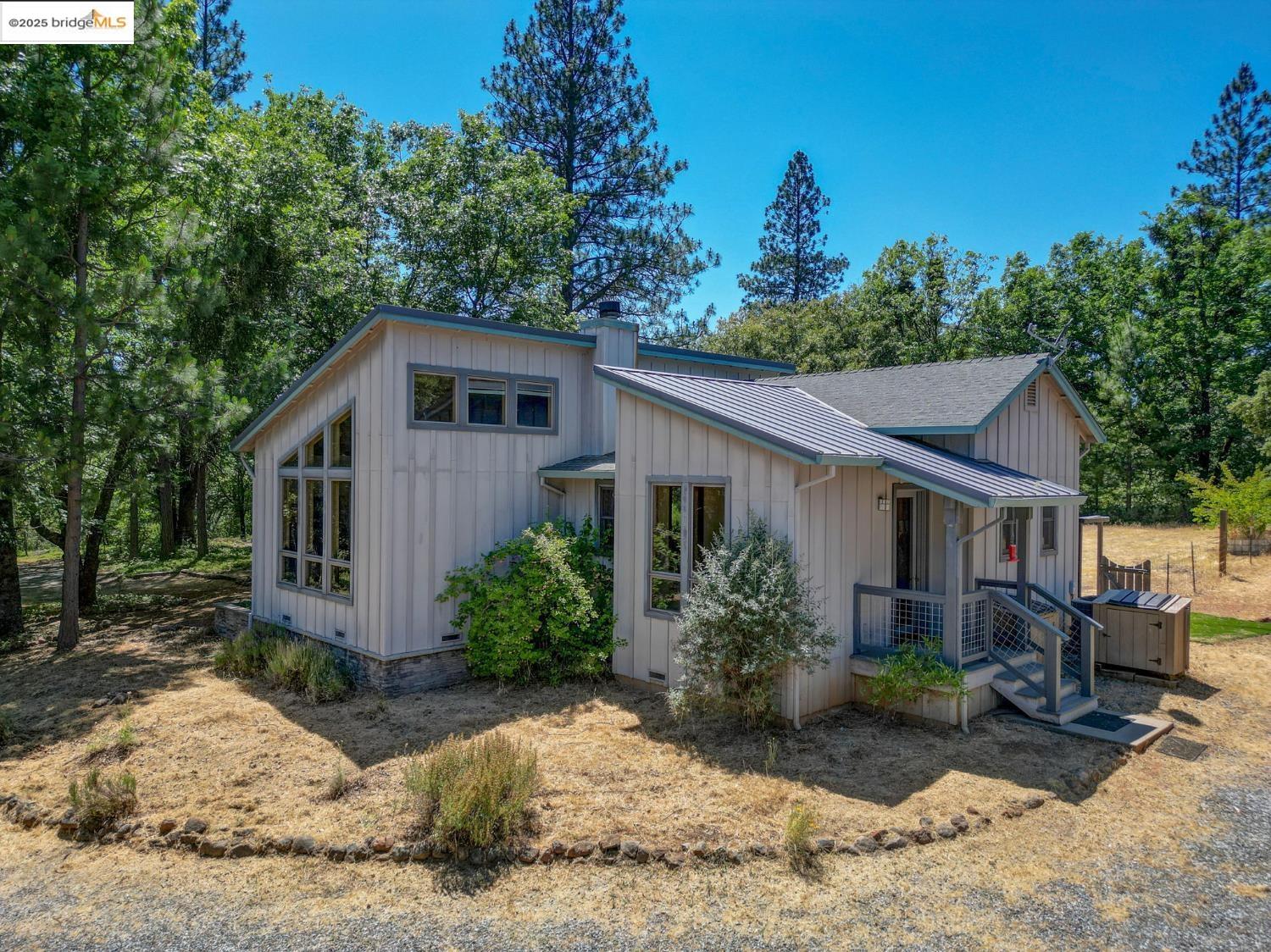 Detail Gallery Image 2 of 54 For 2863 April Ln 1, Glencoe,  CA 95245 - 3 Beds | 3 Baths