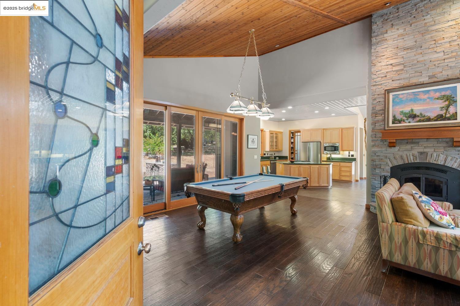 Detail Gallery Image 11 of 54 For 2863 April Ln 1, Glencoe,  CA 95245 - 3 Beds | 3 Baths