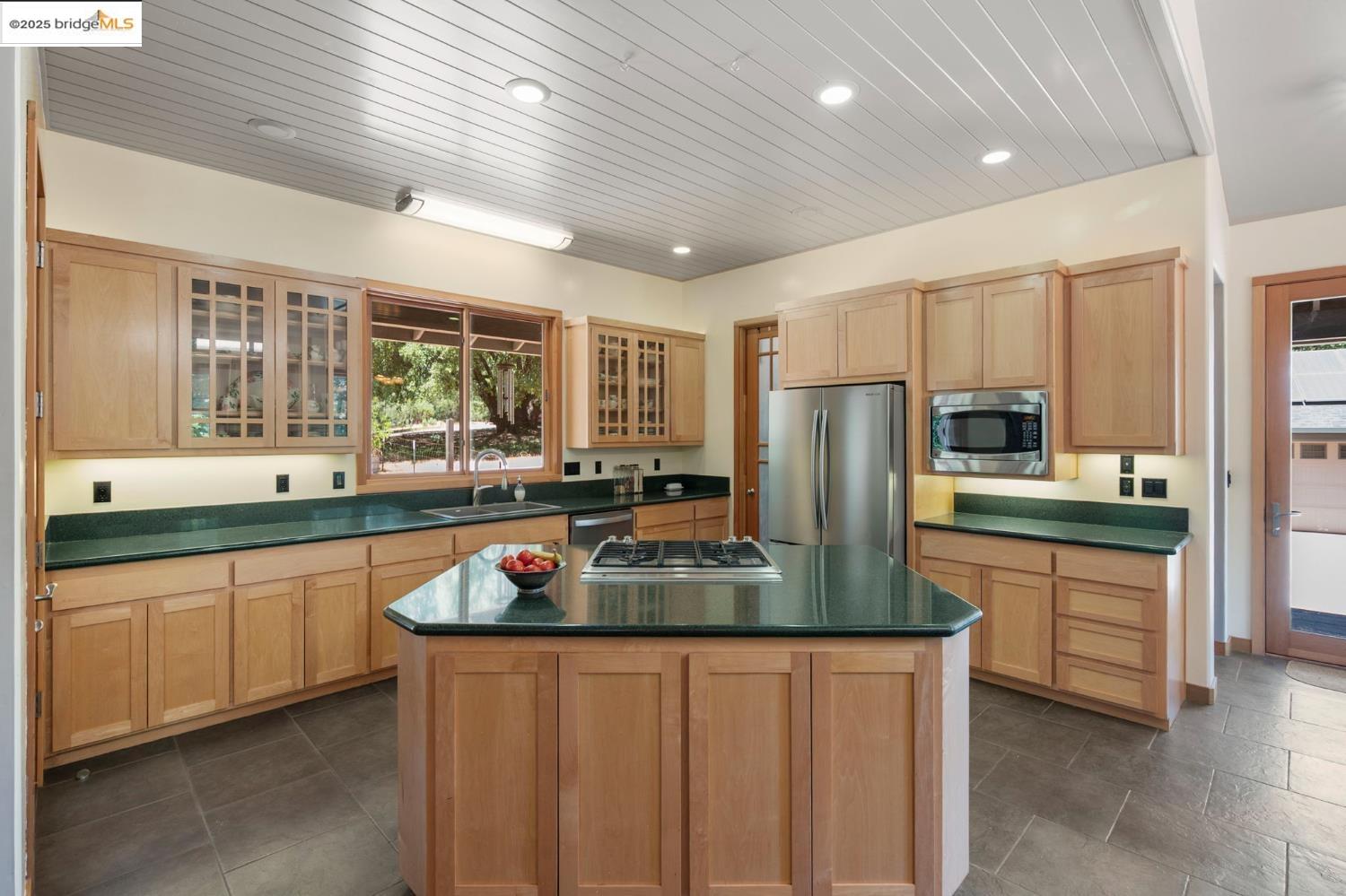 Detail Gallery Image 19 of 54 For 2863 April Ln 1, Glencoe,  CA 95245 - 3 Beds | 3 Baths