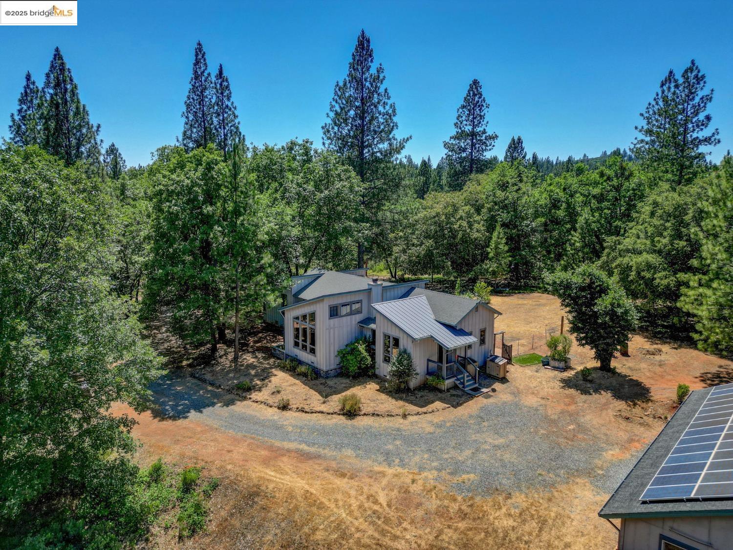 Detail Gallery Image 6 of 54 For 2863 April Ln 1, Glencoe,  CA 95245 - 3 Beds | 3 Baths