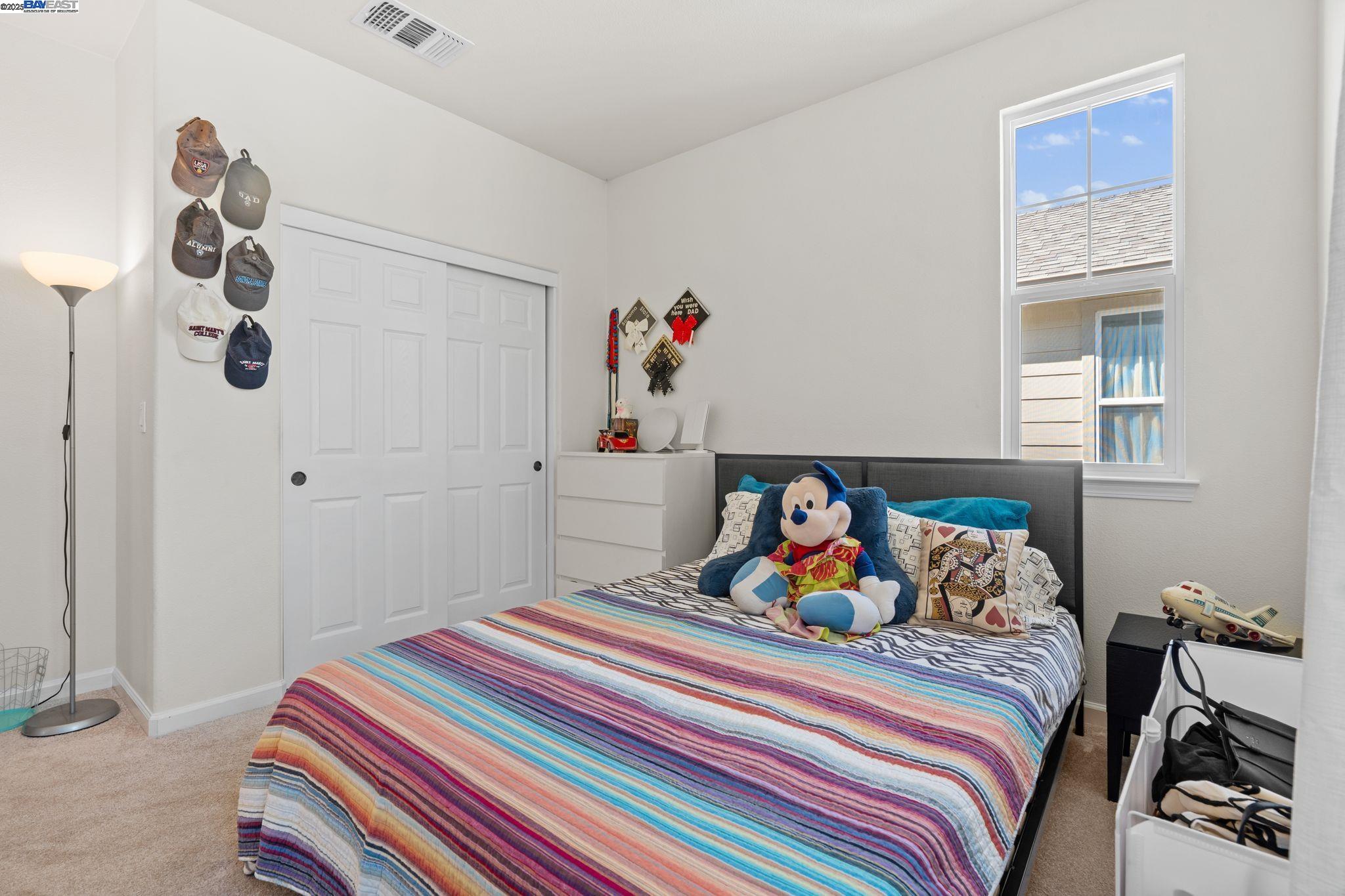 Detail Gallery Image 22 of 31 For 663 Falling Star Dr, Martinez,  CA 94553 - 3 Beds | 2/1 Baths