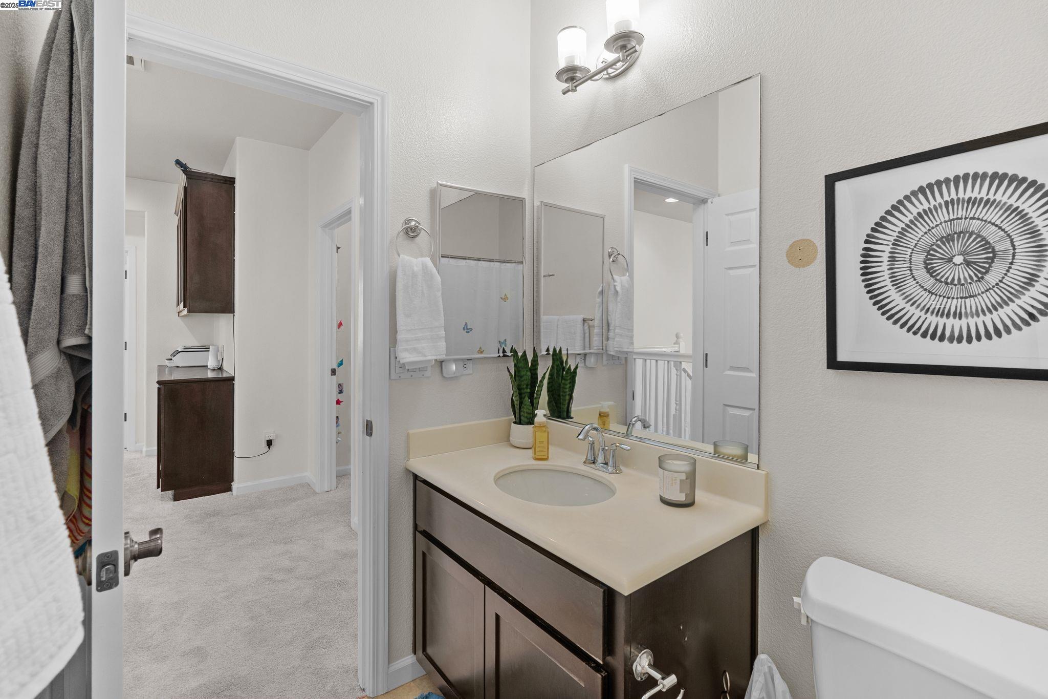 Detail Gallery Image 24 of 31 For 663 Falling Star Dr, Martinez,  CA 94553 - 3 Beds | 2/1 Baths