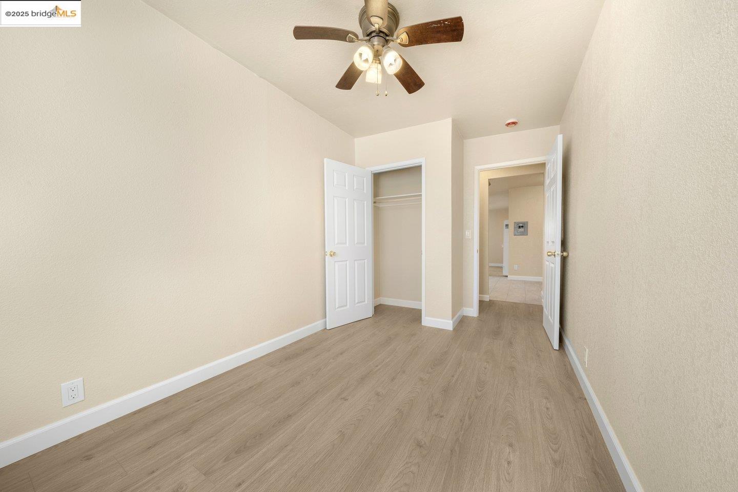 Detail Gallery Image 15 of 19 For 2020 Auseon Ave, Oakland,  CA 94621 - 3 Beds | 1 Baths