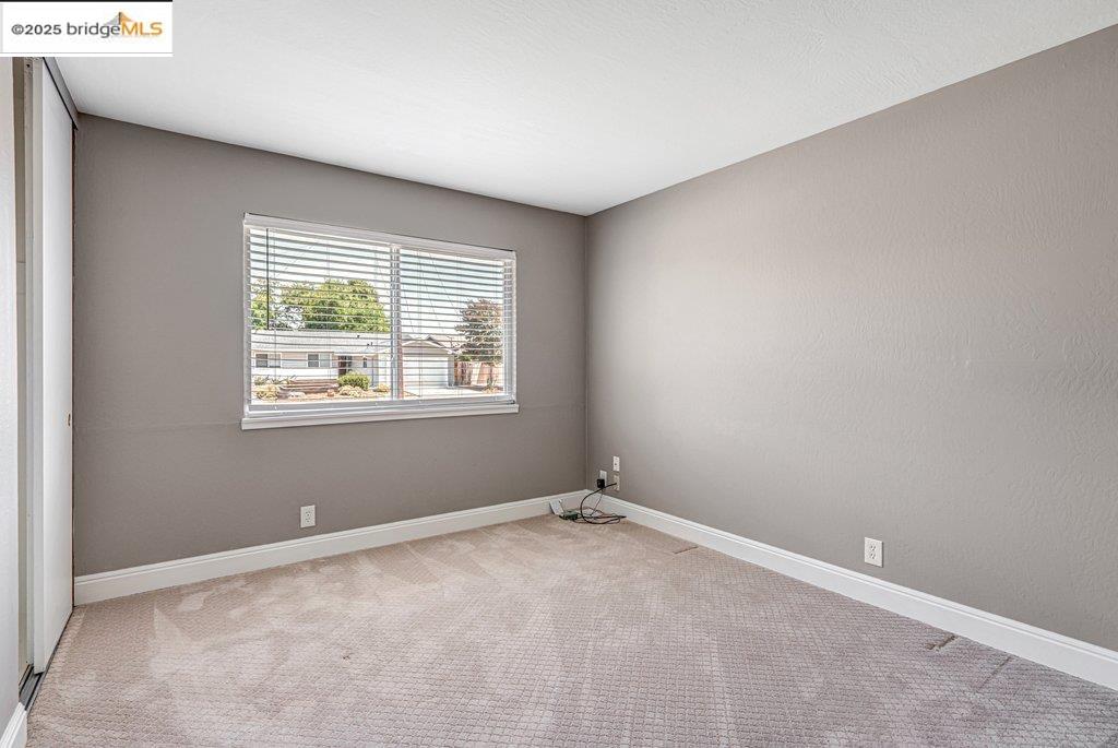 Detail Gallery Image 19 of 35 For 2536 Prestwick Ave, Concord,  CA 94519 - 4 Beds | 2 Baths