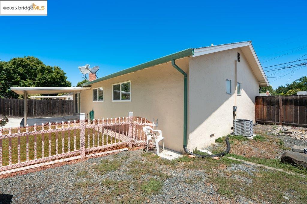 Detail Gallery Image 20 of 35 For 2536 Prestwick Ave, Concord,  CA 94519 - 4 Beds | 2 Baths