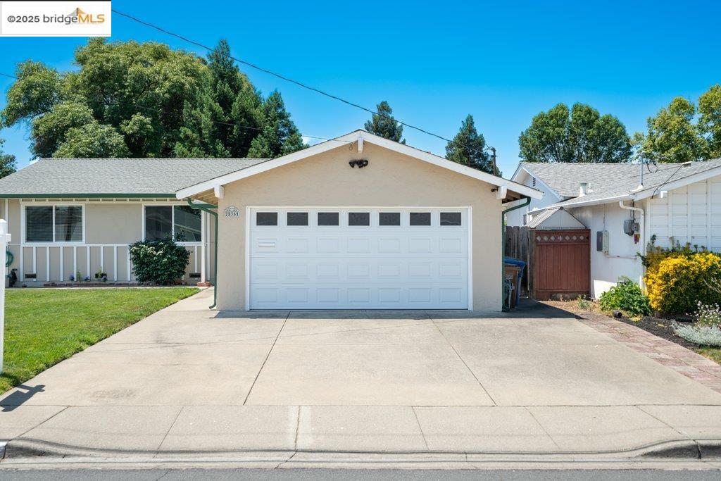 Detail Gallery Image 3 of 35 For 2536 Prestwick Ave, Concord,  CA 94519 - 4 Beds | 2 Baths