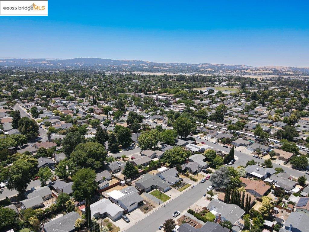 Detail Gallery Image 34 of 35 For 2536 Prestwick Ave, Concord,  CA 94519 - 4 Beds | 2 Baths