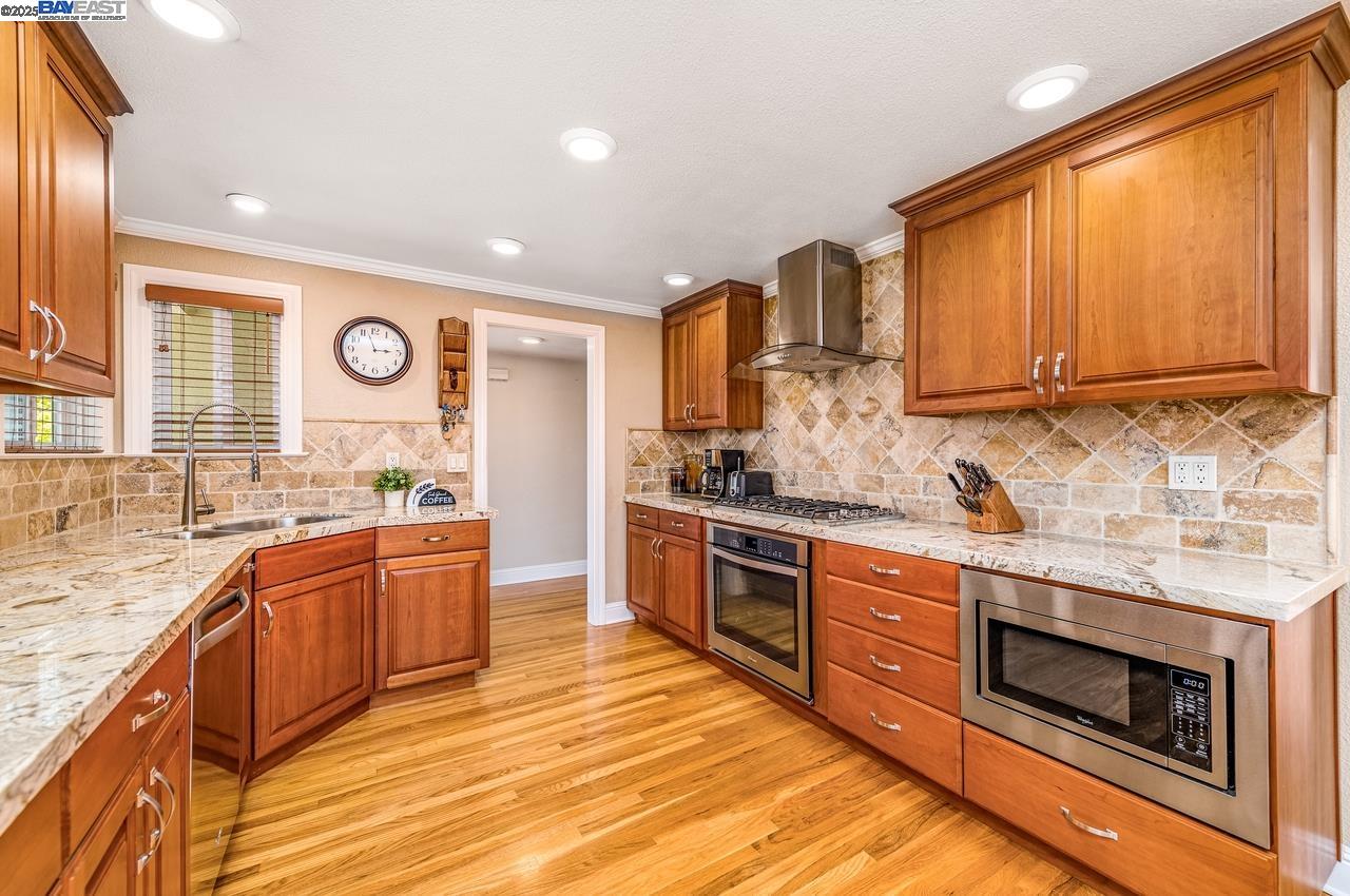 Detail Gallery Image 18 of 53 For 1429 Columbus Ave, Livermore,  CA 94550 - 3 Beds | 2 Baths