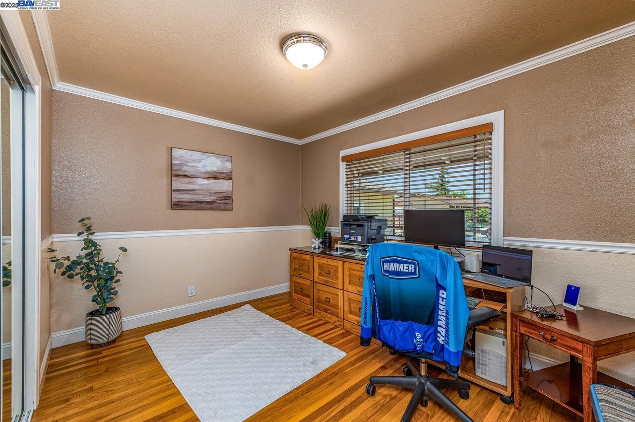 Detail Gallery Image 27 of 53 For 1429 Columbus Ave, Livermore,  CA 94550 - 3 Beds | 2 Baths