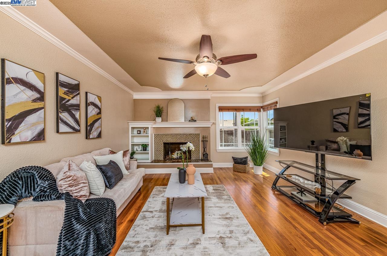 Detail Gallery Image 9 of 53 For 1429 Columbus Ave, Livermore,  CA 94550 - 3 Beds | 2 Baths