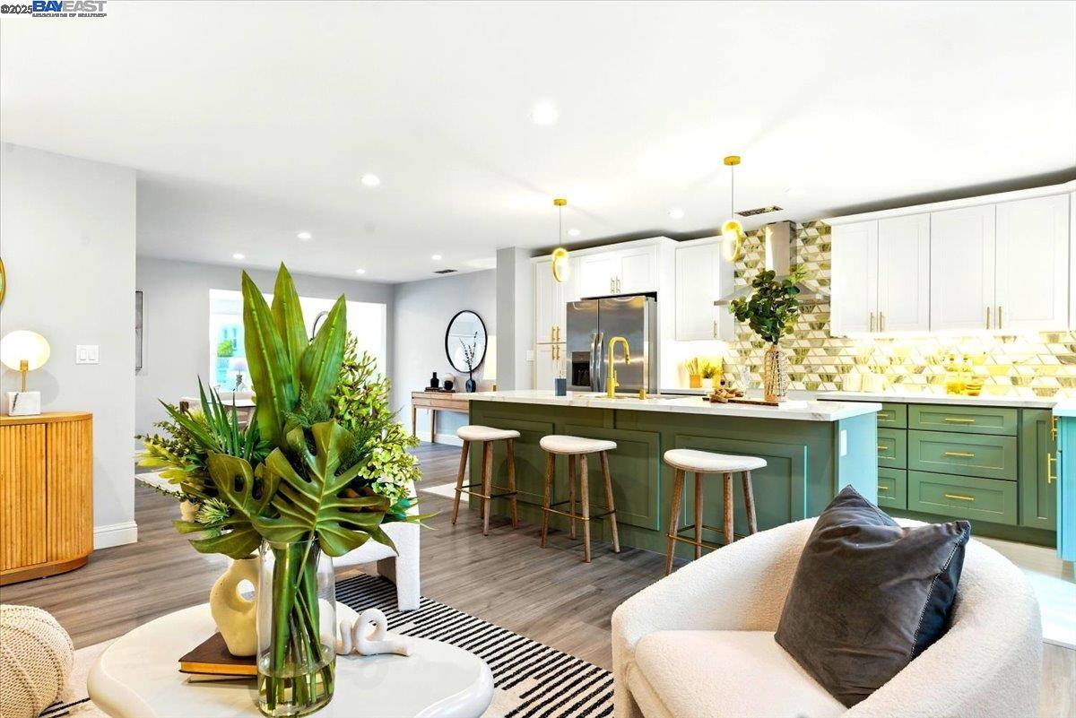 Detail Gallery Image 16 of 31 For 590 Cherry Ave, San Bruno,  CA 94066 - 3 Beds | 2/1 Baths