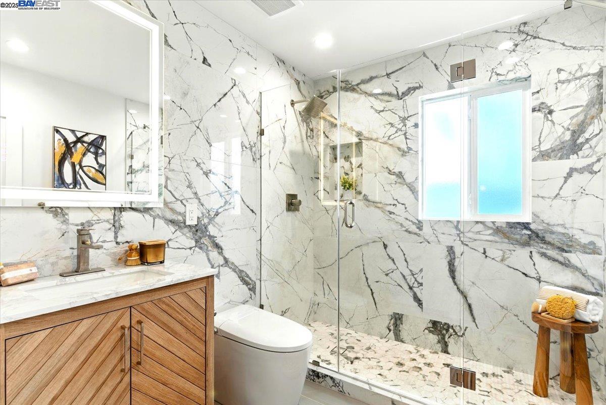 Detail Gallery Image 24 of 31 For 590 Cherry Ave, San Bruno,  CA 94066 - 3 Beds | 2/1 Baths