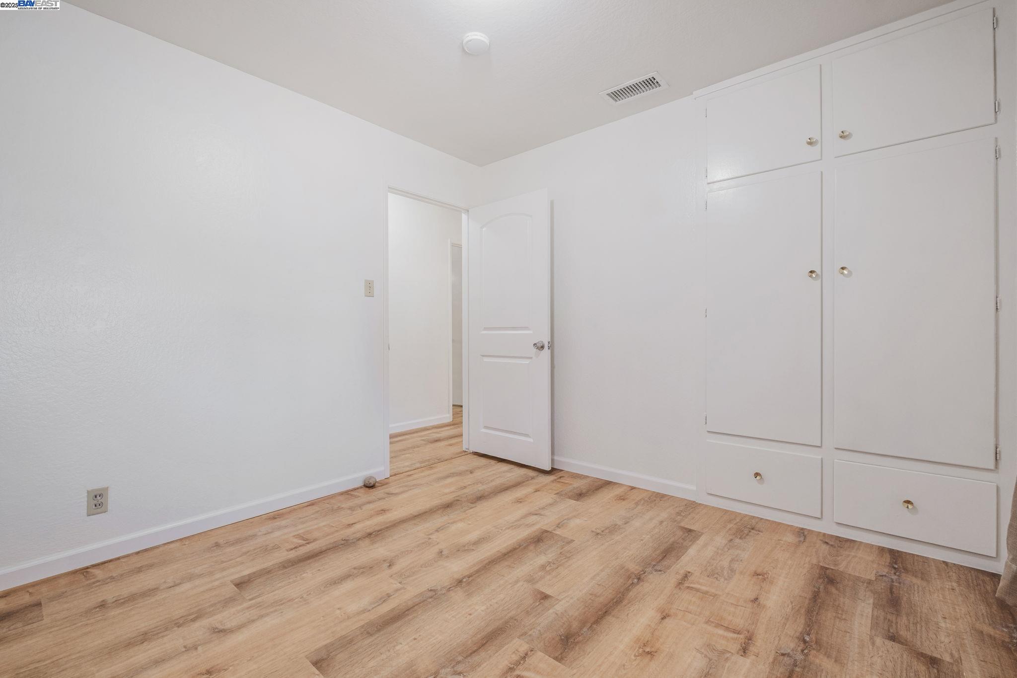 Detail Gallery Image 25 of 37 For 26294 Dodge Ave, Hayward,  CA 94545 - 3 Beds | 2 Baths