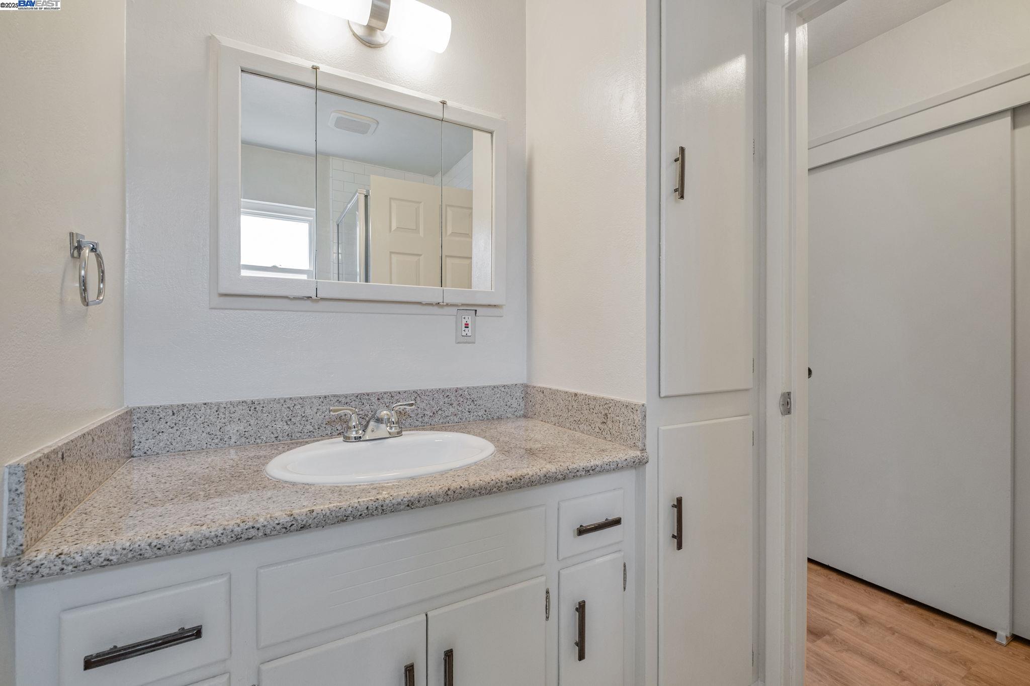 Detail Gallery Image 28 of 37 For 26294 Dodge Ave, Hayward,  CA 94545 - 3 Beds | 2 Baths