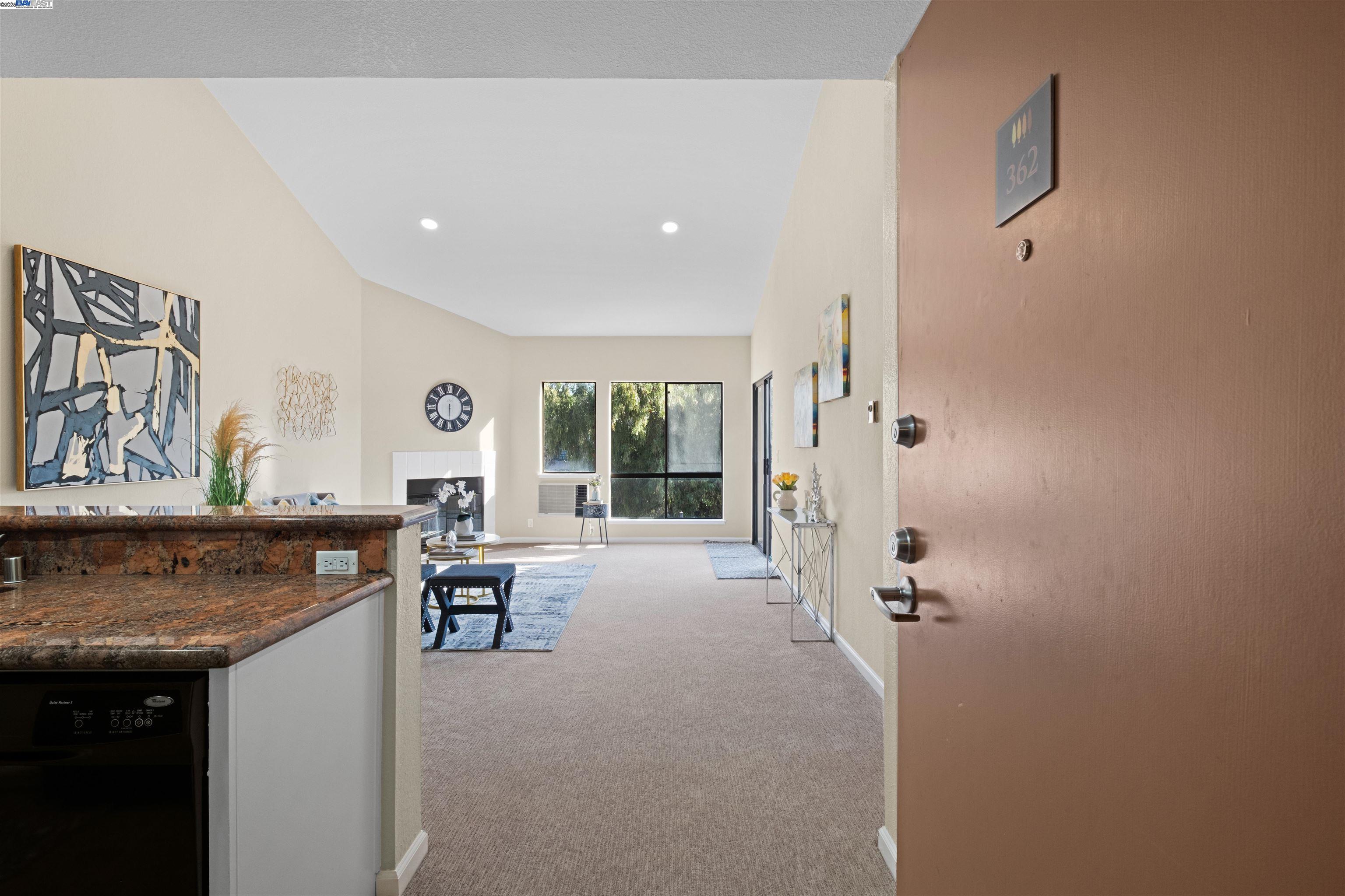 Photo #6: 41102855 Listing 