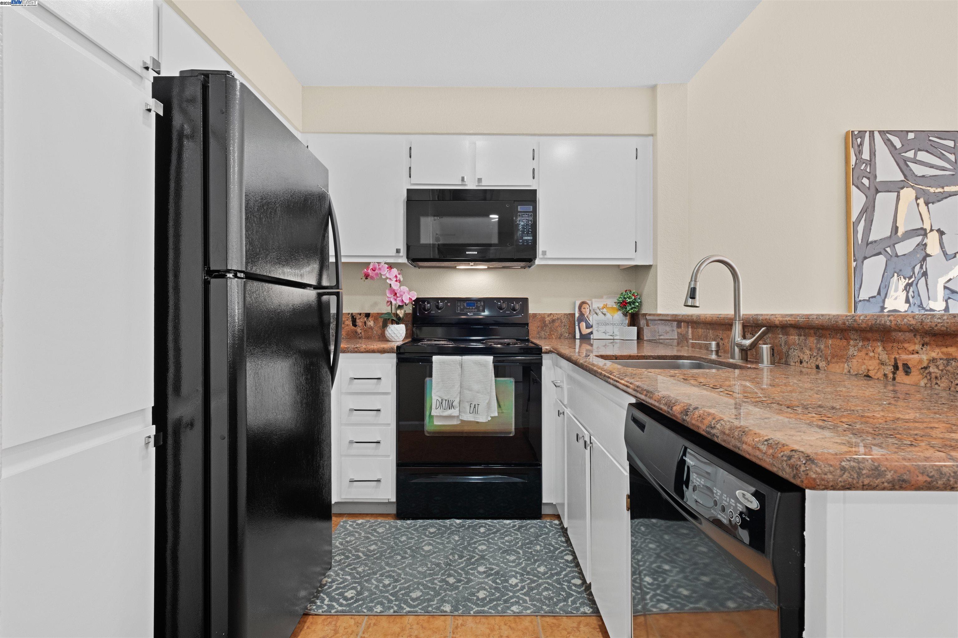 Photo #7: 41102855 Listing: Photo #7