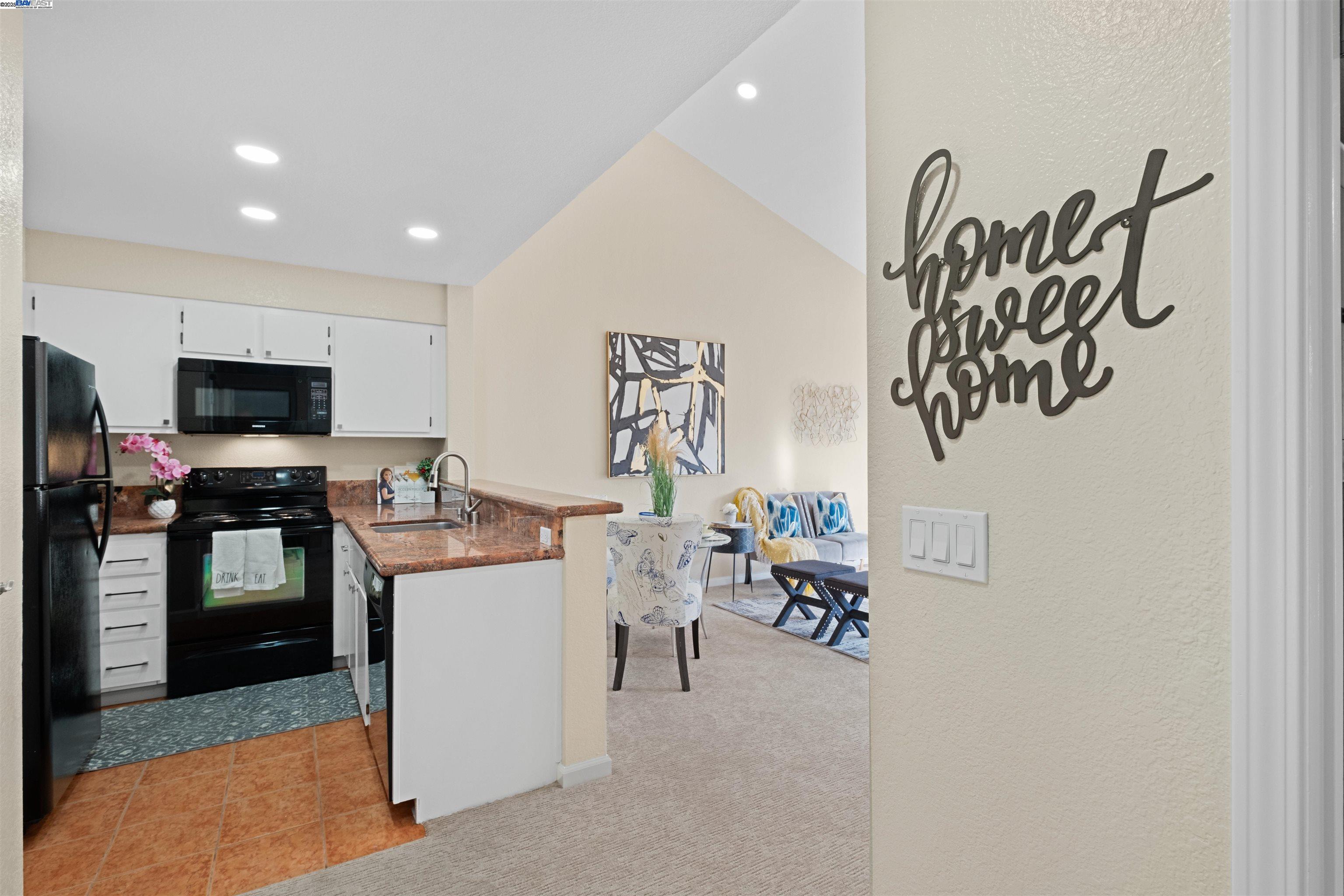 Photo #8: 41102855 Listing: Photo #8
