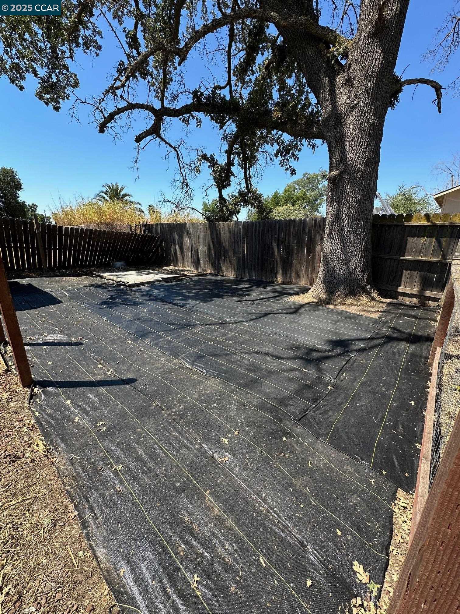 Detail Gallery Image 16 of 19 For 1650 Glenrose Avenue, Sacramento,  CA 95815 - 3 Beds | 2 Baths