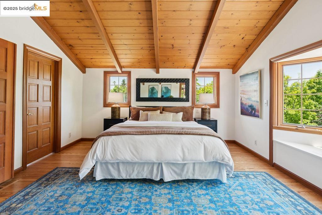 Detail Gallery Image 20 of 37 For 2668 Washington Ave, Redwood City,  CA 94061 - 4 Beds | 3/1 Baths
