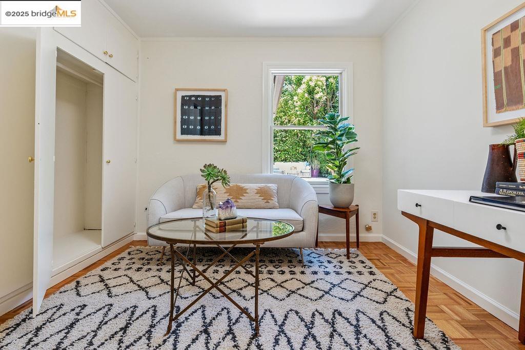 Detail Gallery Image 31 of 37 For 2668 Washington Ave, Redwood City,  CA 94061 - 4 Beds | 3/1 Baths