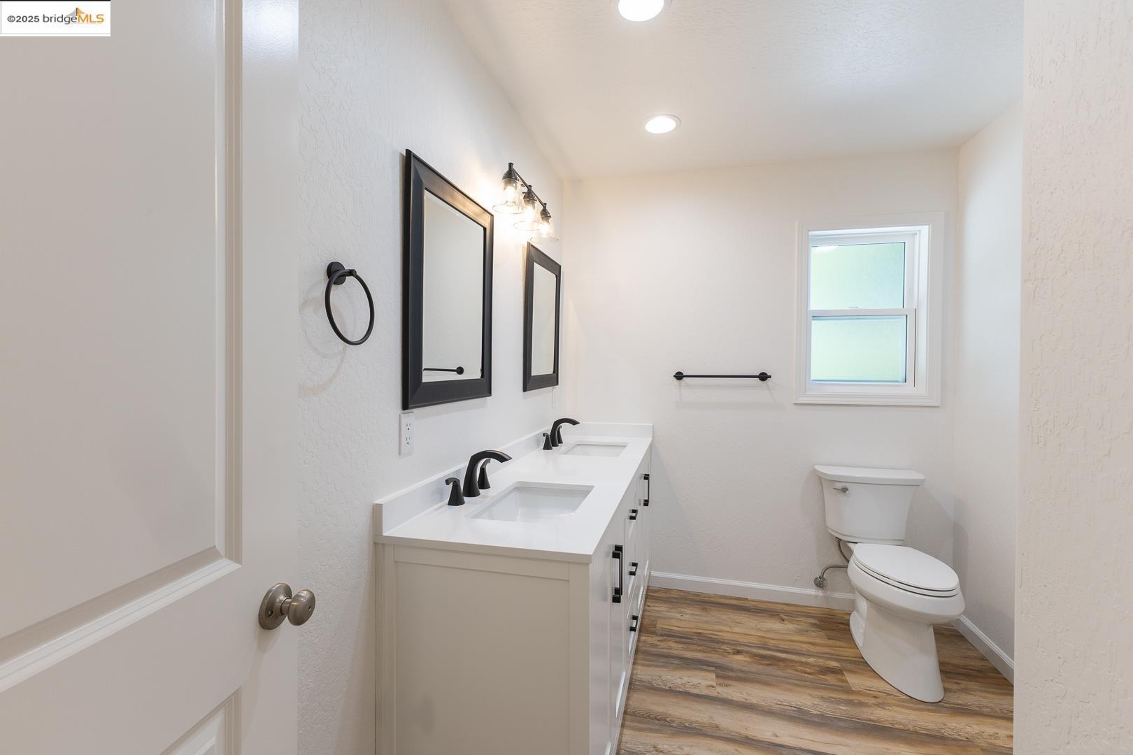 Detail Gallery Image 14 of 40 For 18188 6th Ave., Jamestown,  CA 95327 - 3 Beds | 2 Baths