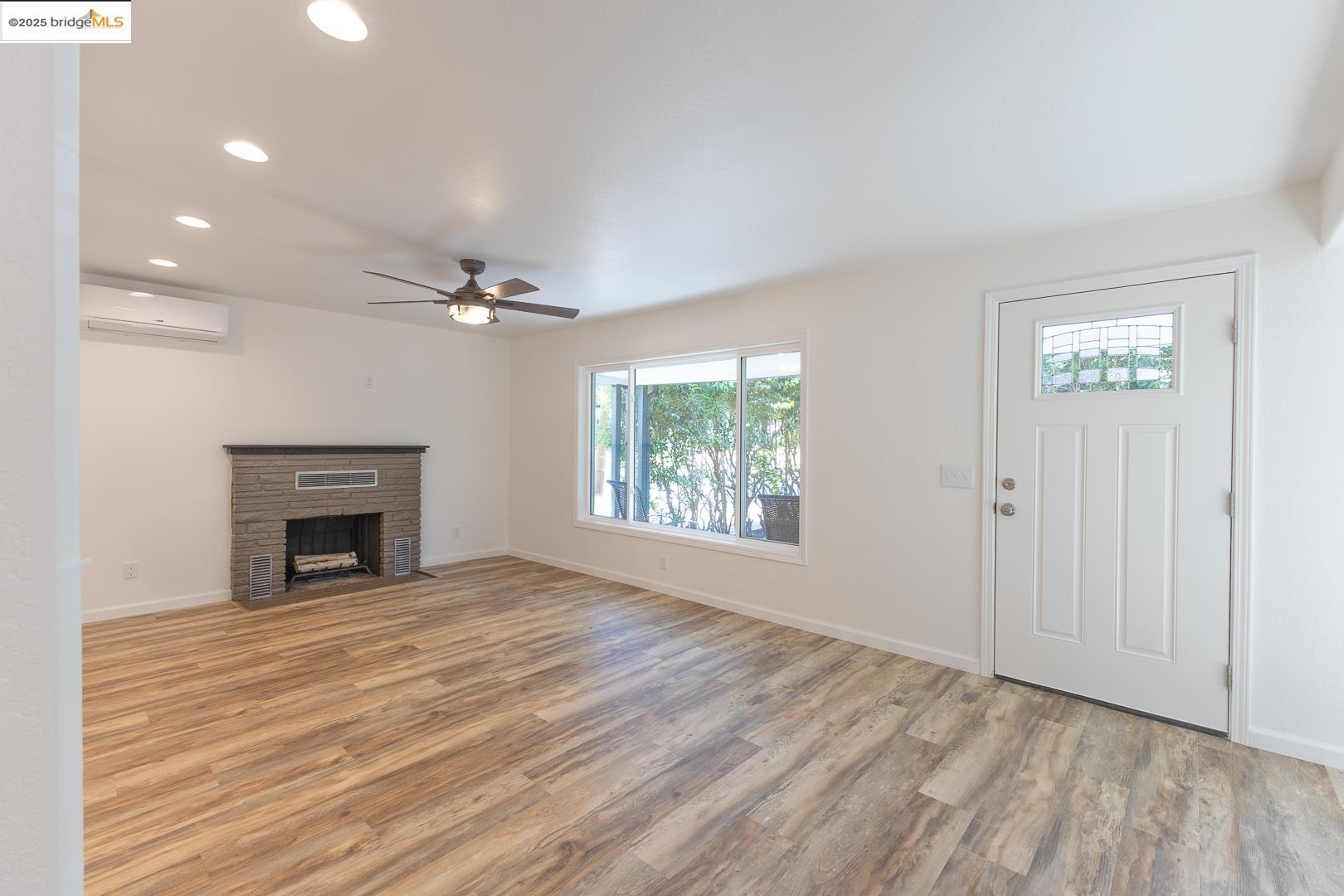 Detail Gallery Image 4 of 40 For 18188 6th Ave., Jamestown,  CA 95327 - 3 Beds | 2 Baths